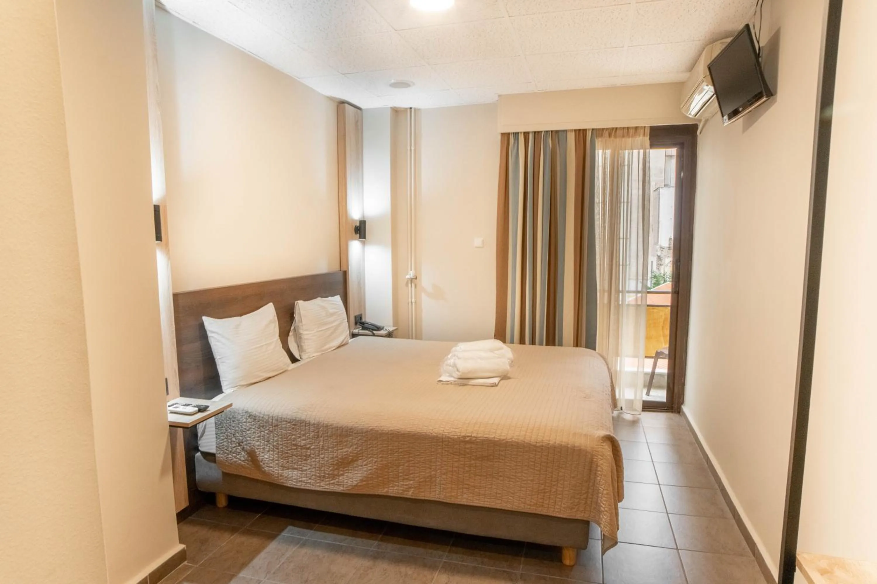 Bedroom, Bed in Anita Hotel