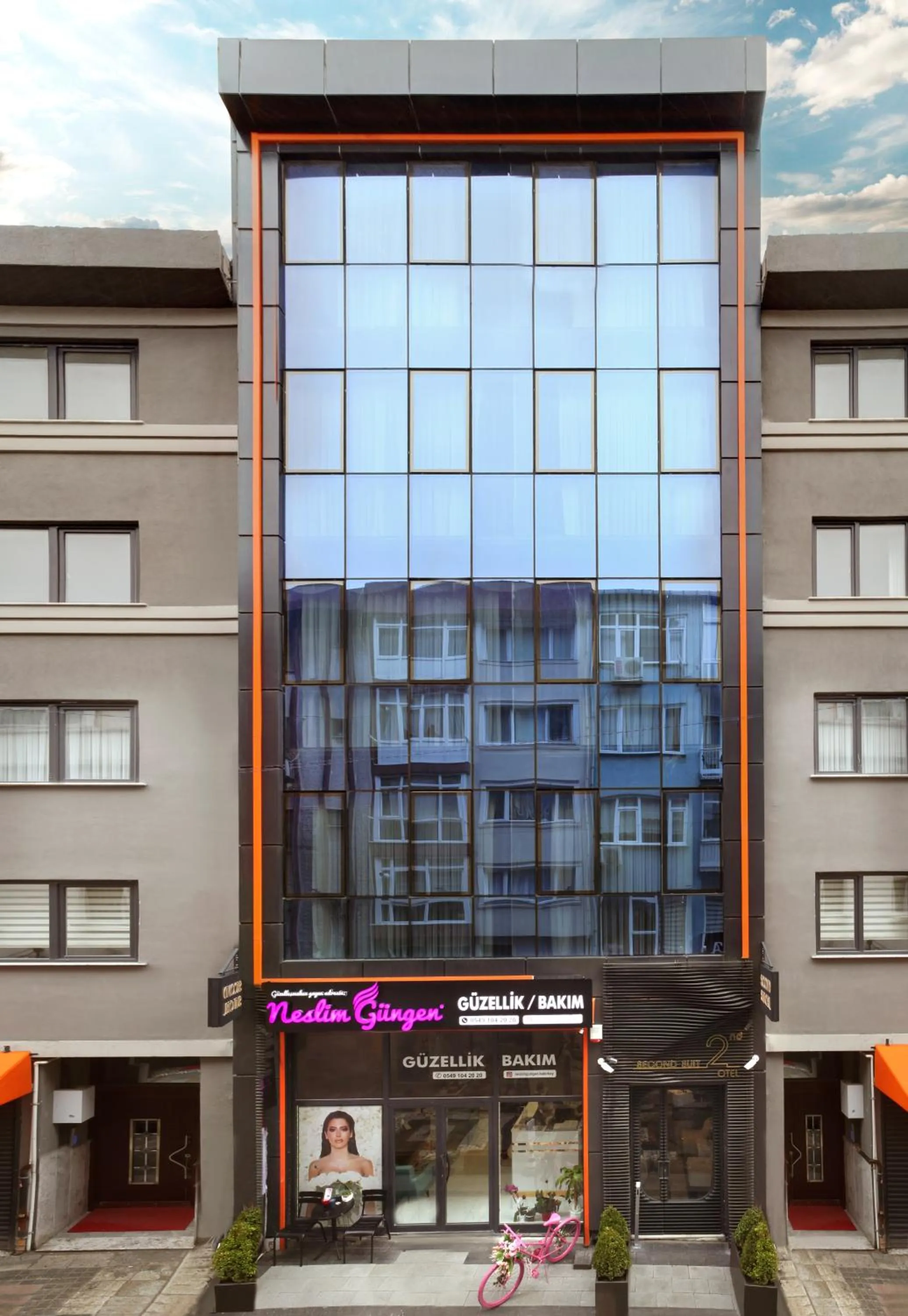 Property building in Second Suit Hotel