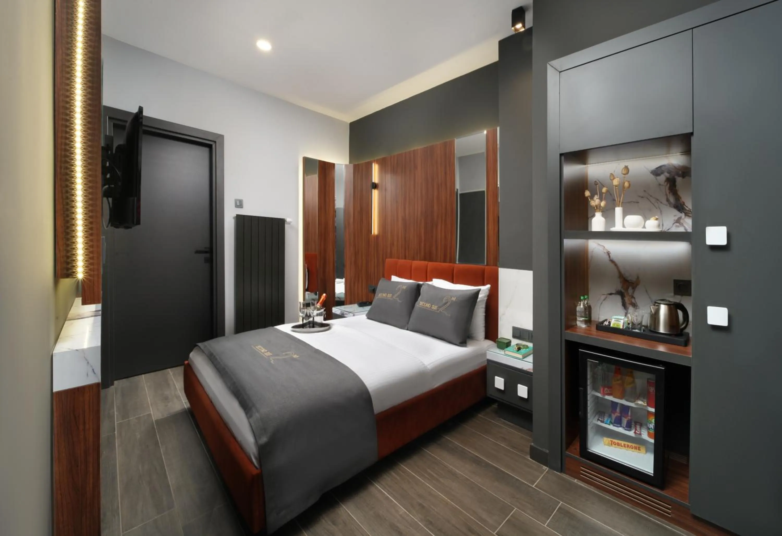 Bed in Second Suit Hotel