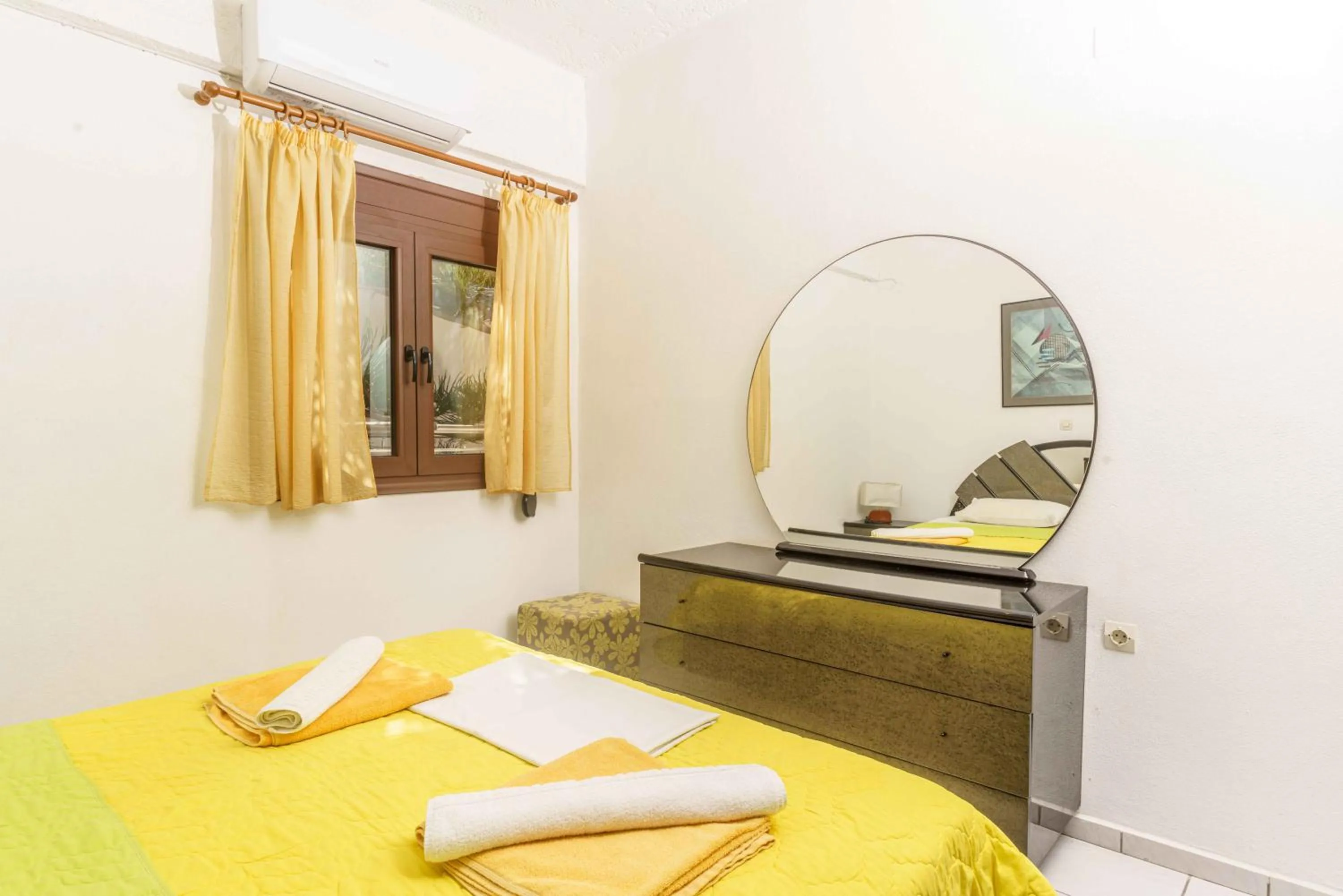 Bed in Alexander Beach Hotel