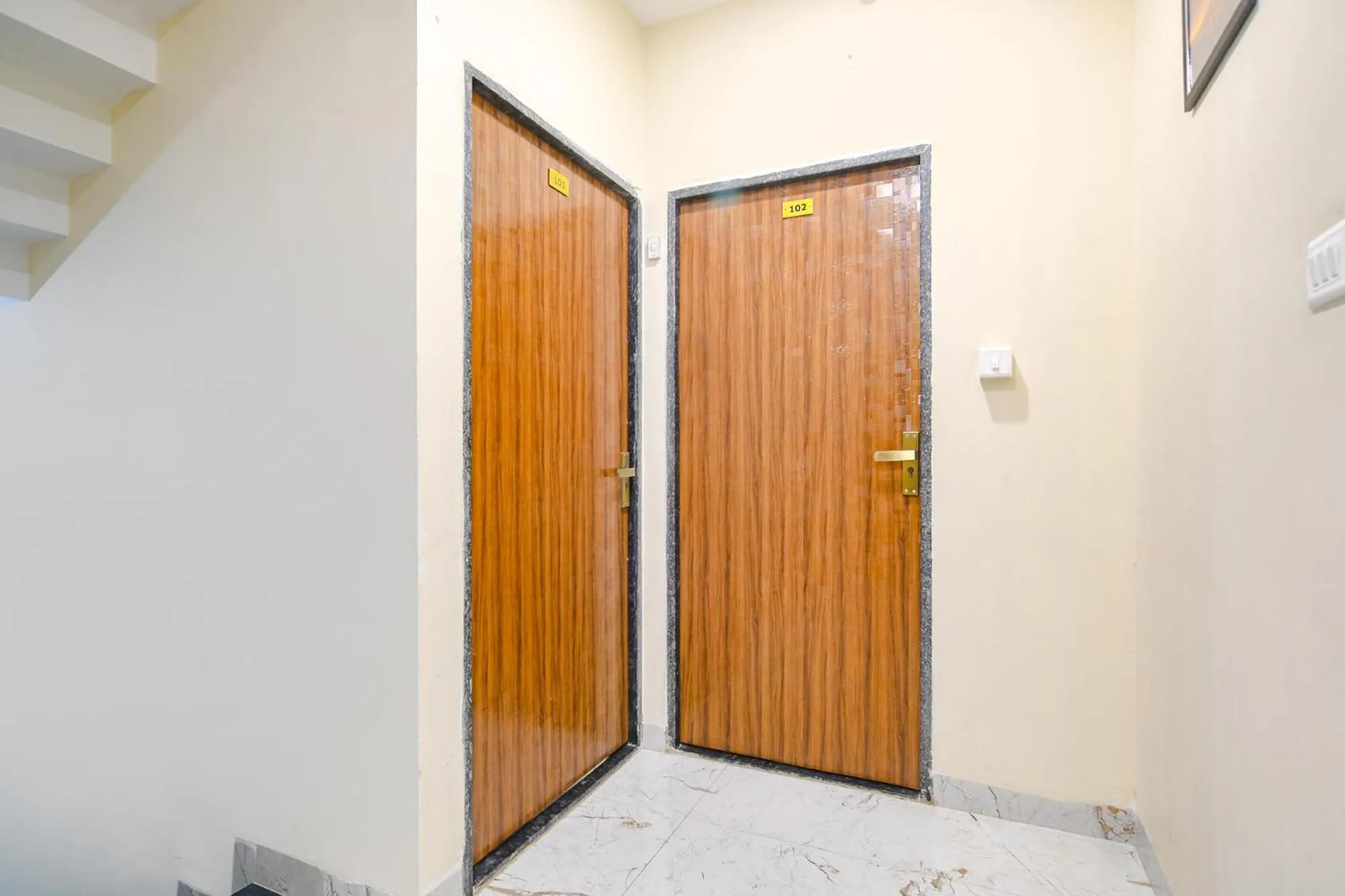 Lobby or reception in FabHotel Atharv