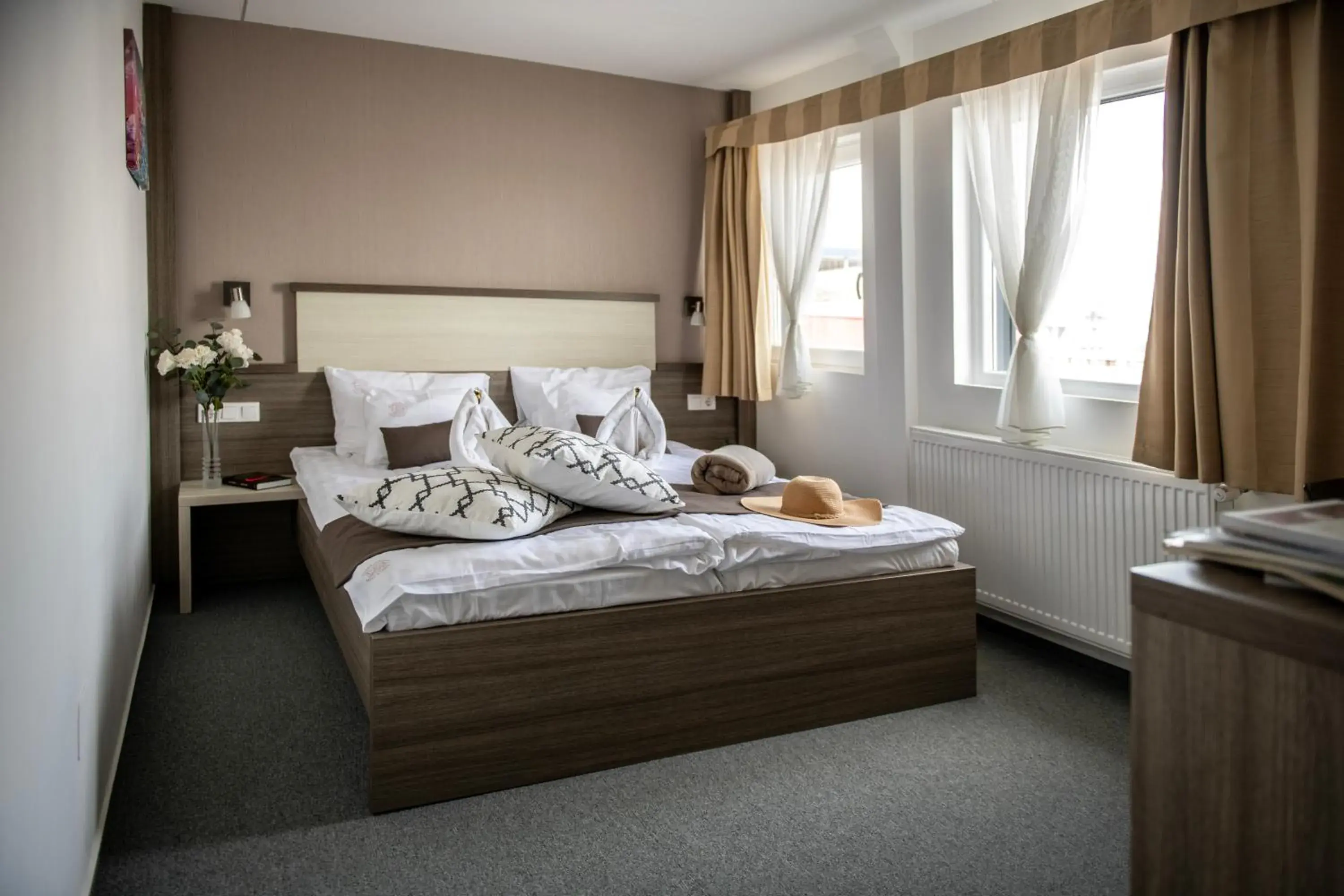 Double Room with Lake View - single occupancy in Tündérfátyol Double Room with Lake View - single occupancy in Tündérfátyol