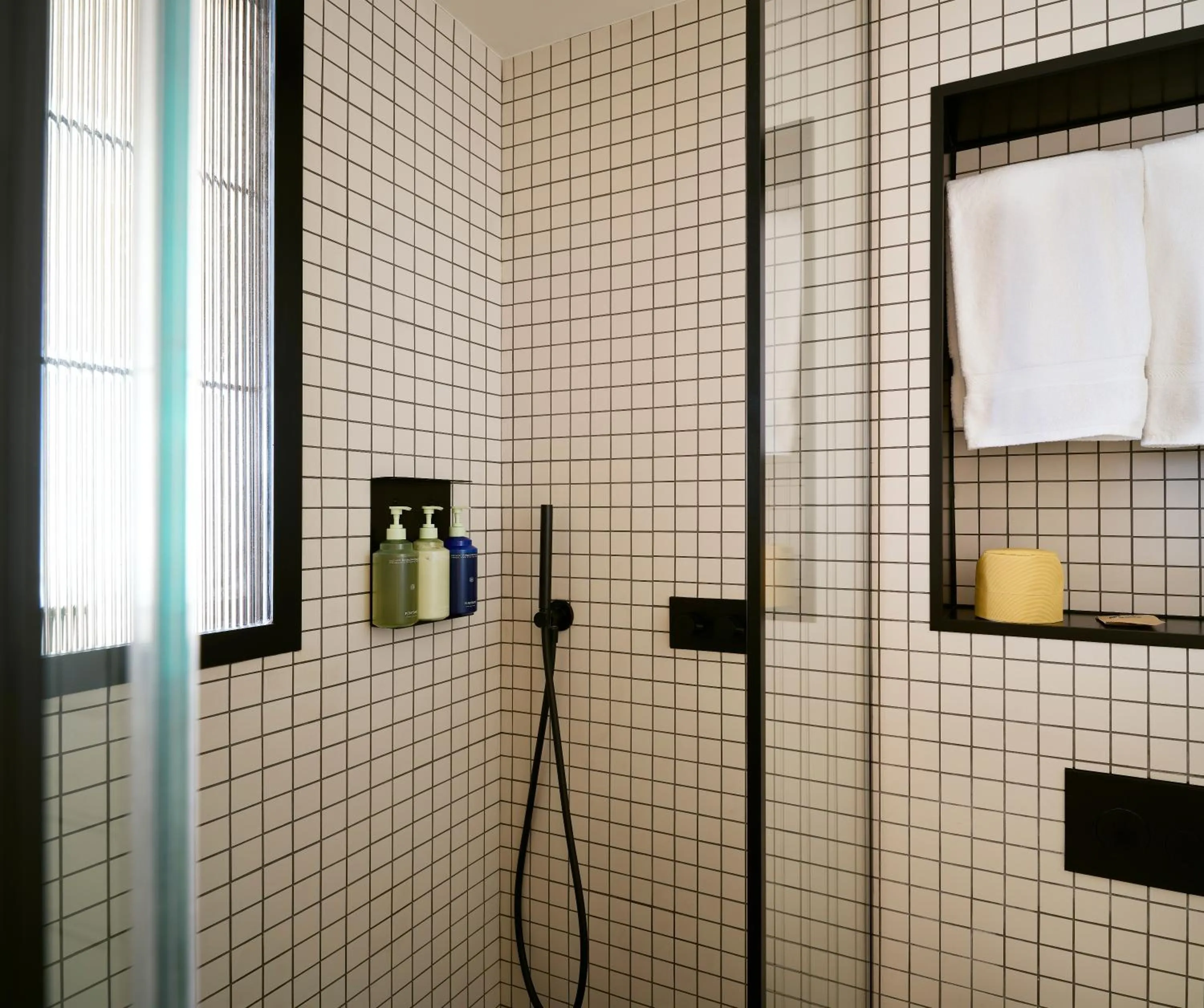 King Room with Pool View in Ace Hotel & Swim Club Athens
