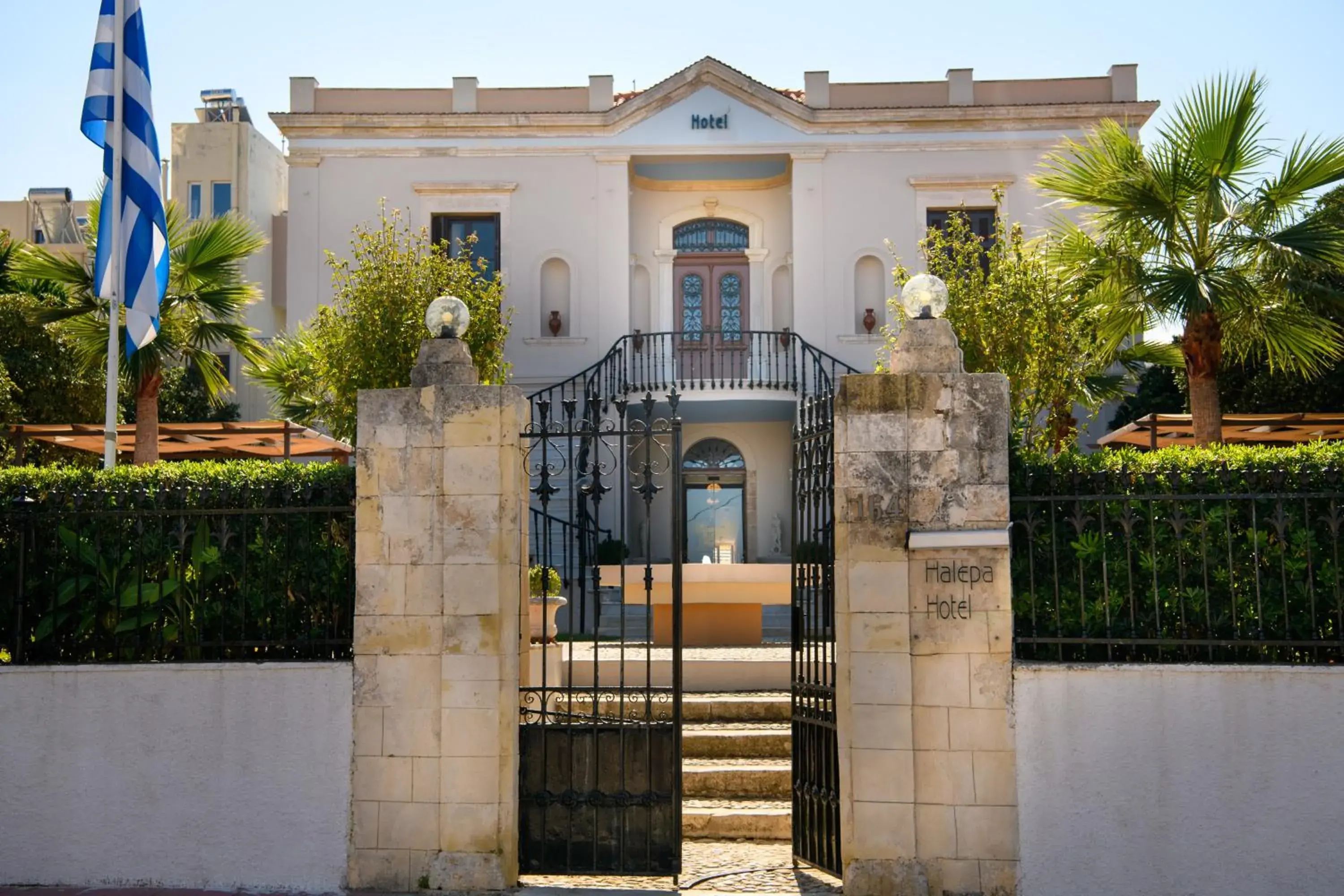 Property building in Halepa Hotel Property building in Halepa Hotel