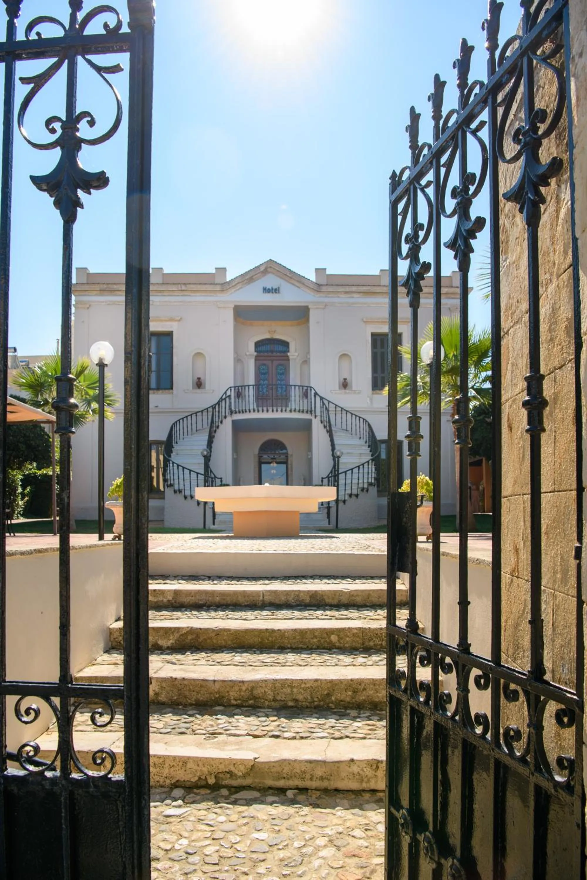 Facade/entrance in Halepa Hotel