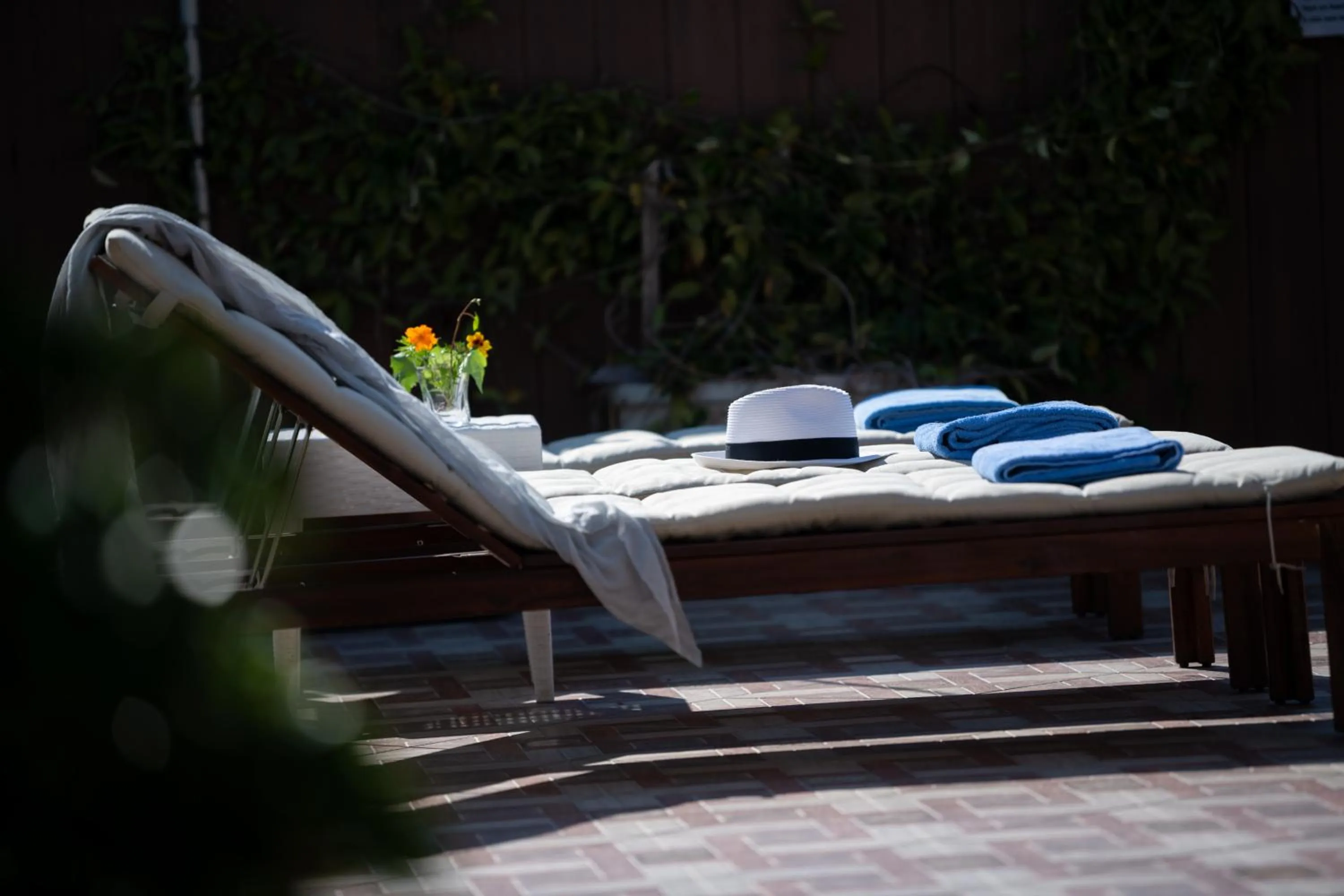 Patio in Halepa Hotel
