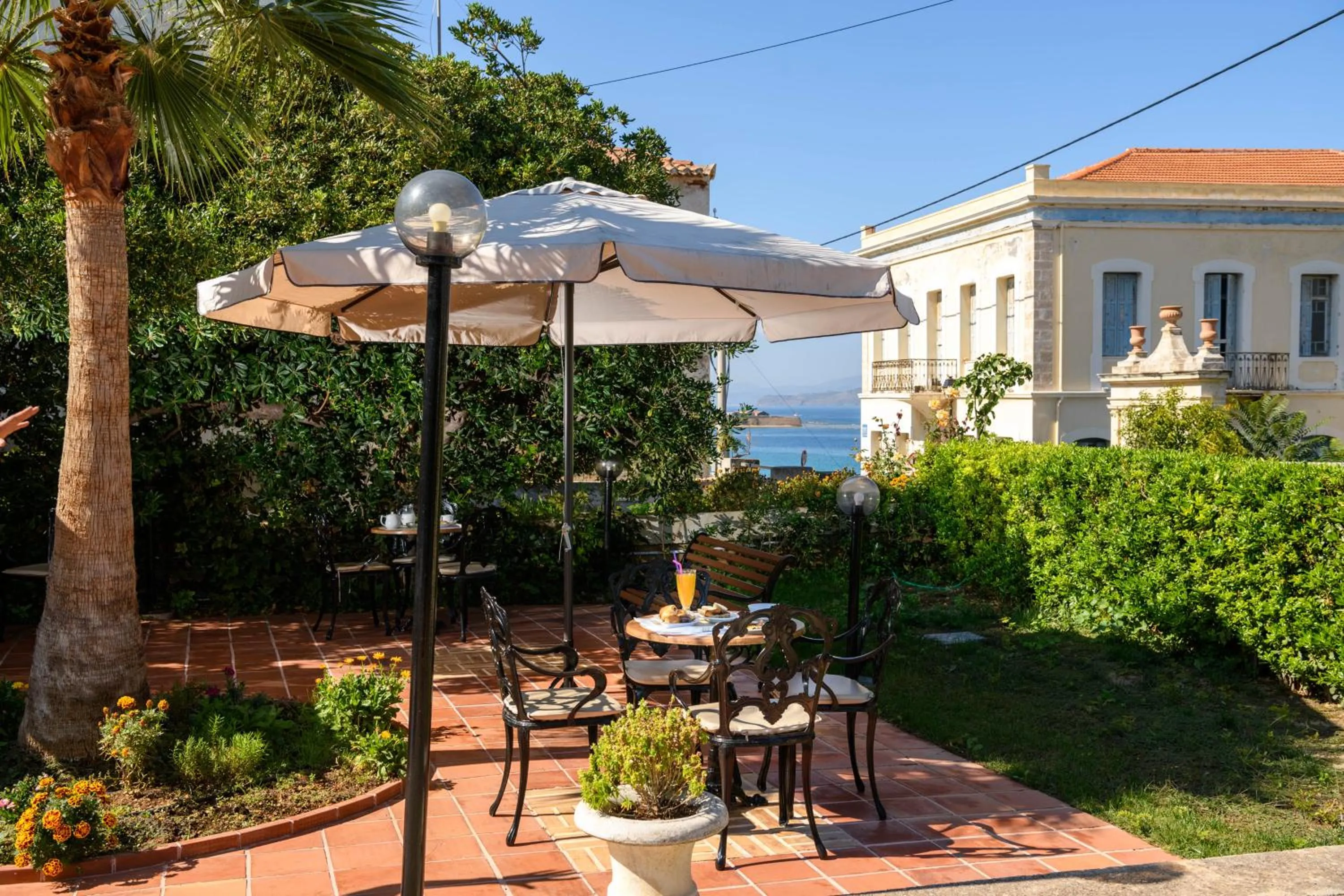 Patio in Halepa Hotel