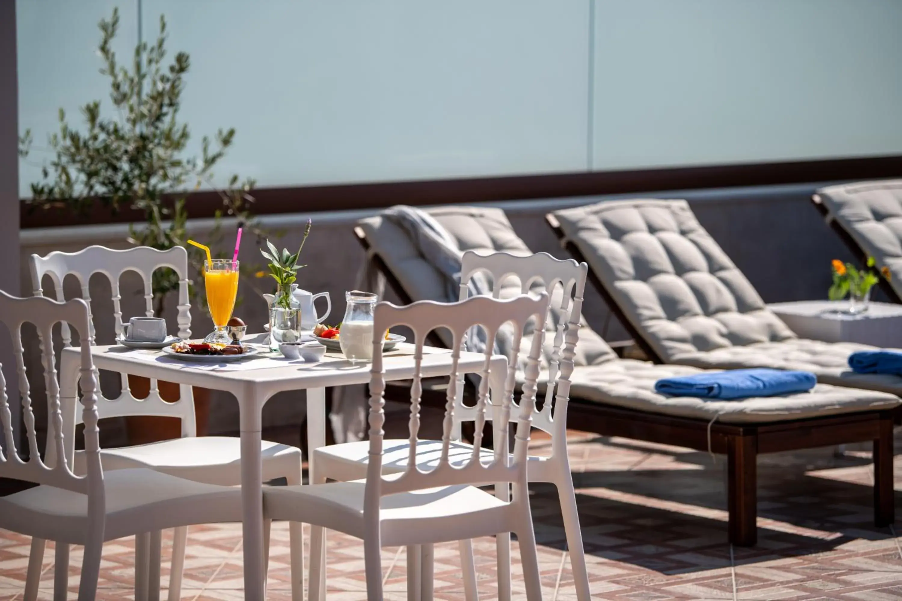 Swimming pool in Halepa Hotel Swimming pool in Halepa Hotel