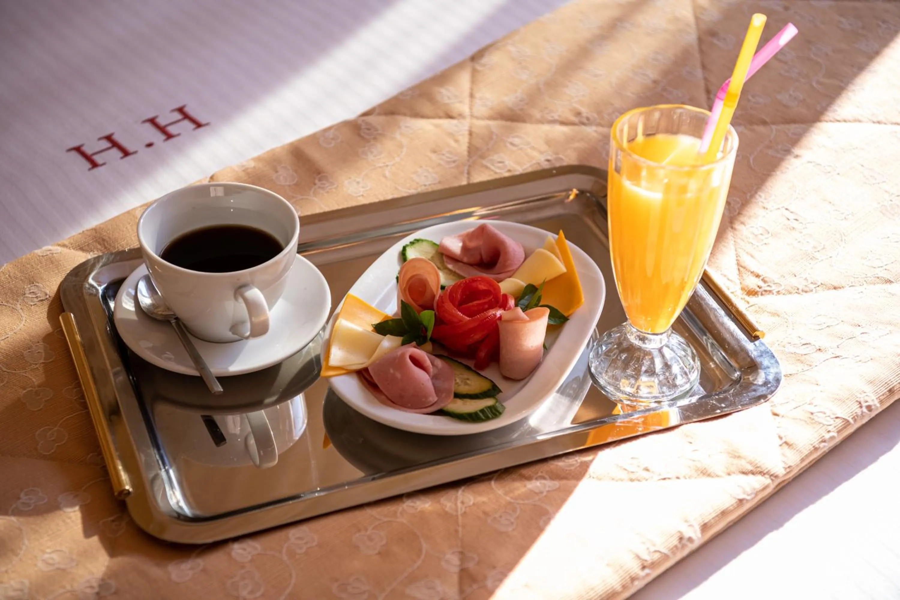 Food and drinks in Halepa Hotel