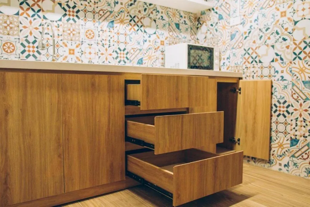 Kitchen or kitchenette in Fortuna Homestay