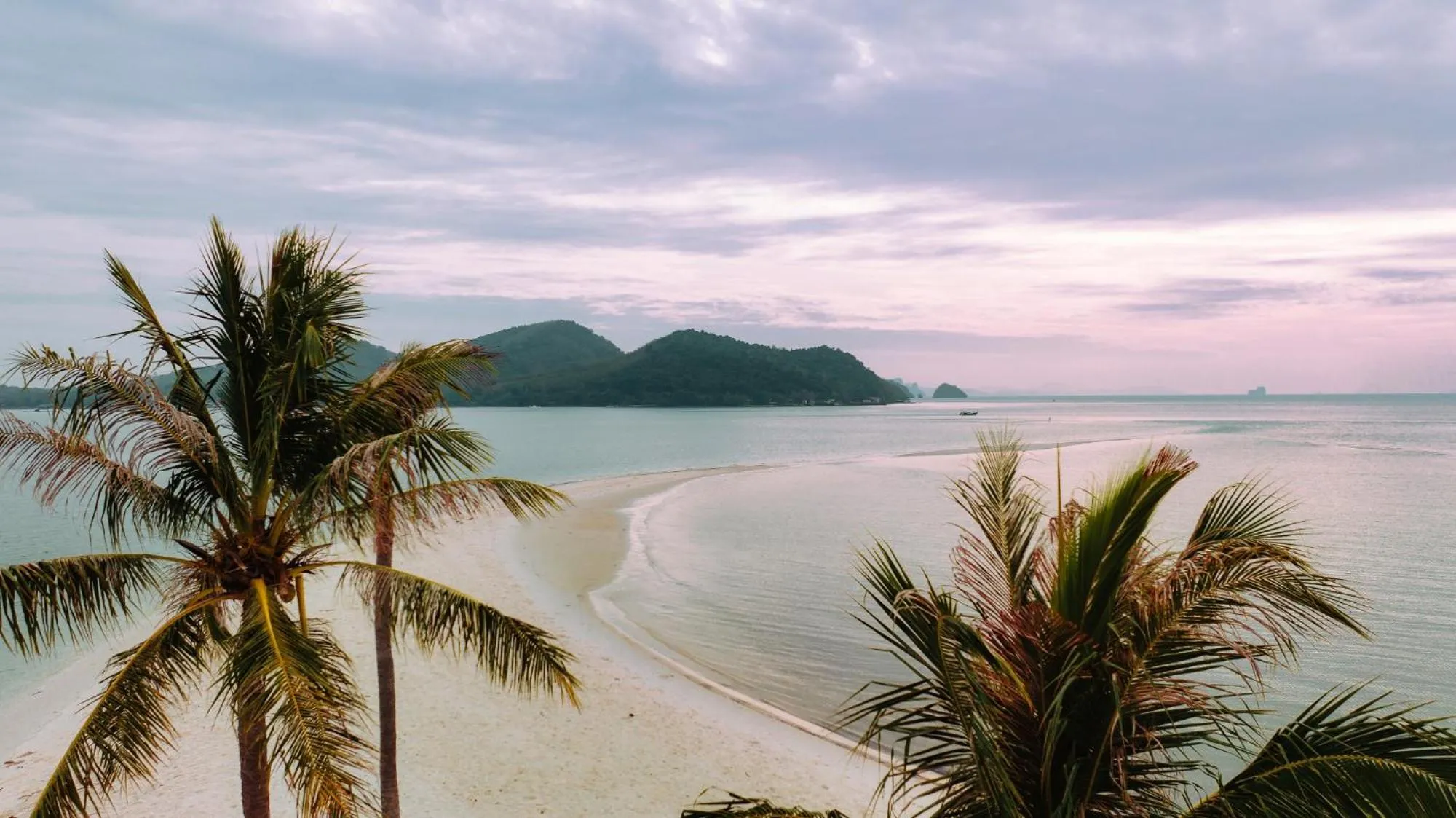 Beach in Yao Bada Badoo Boutique Resort