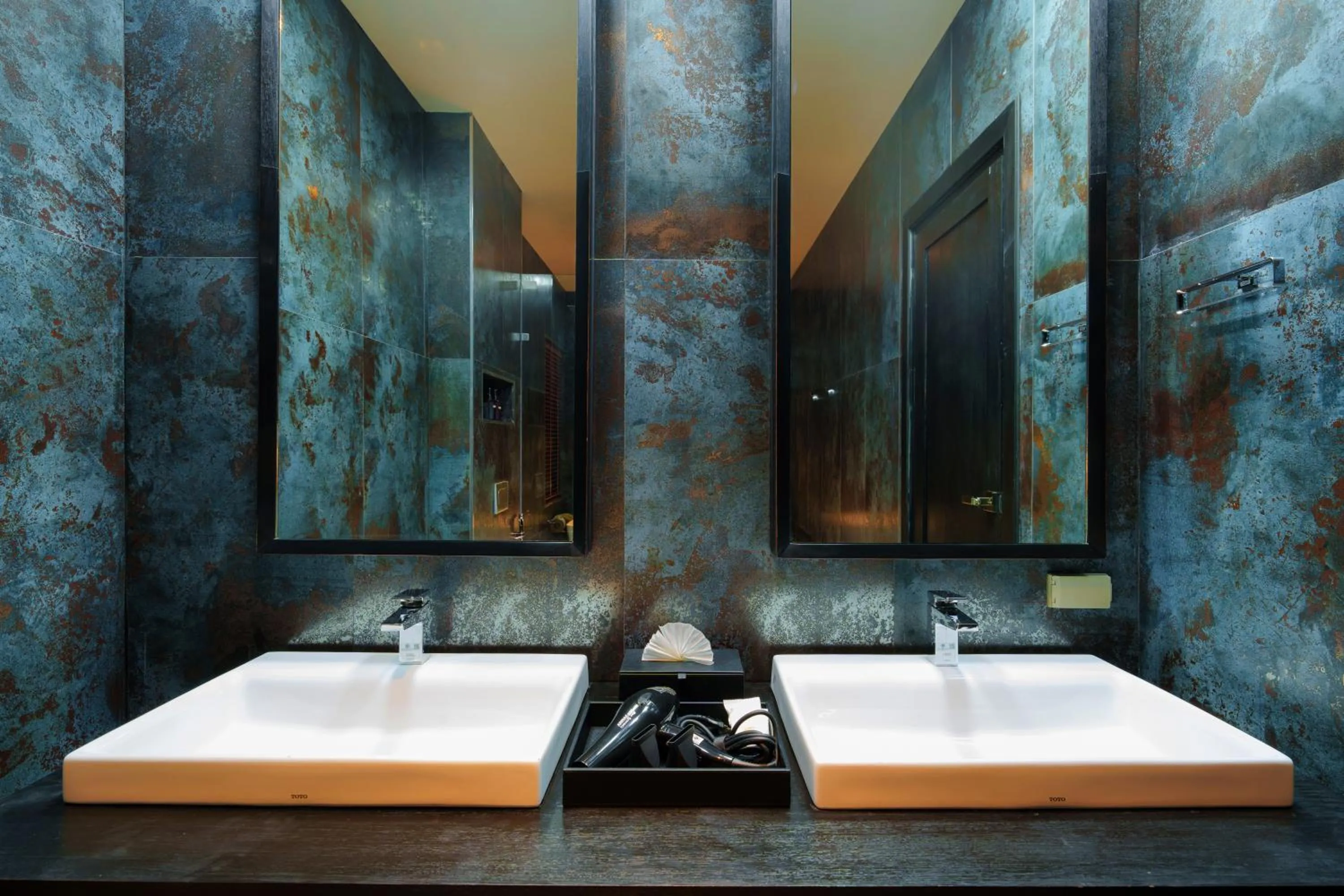 Bathroom, Bed in Yao Bada Badoo Boutique Resort