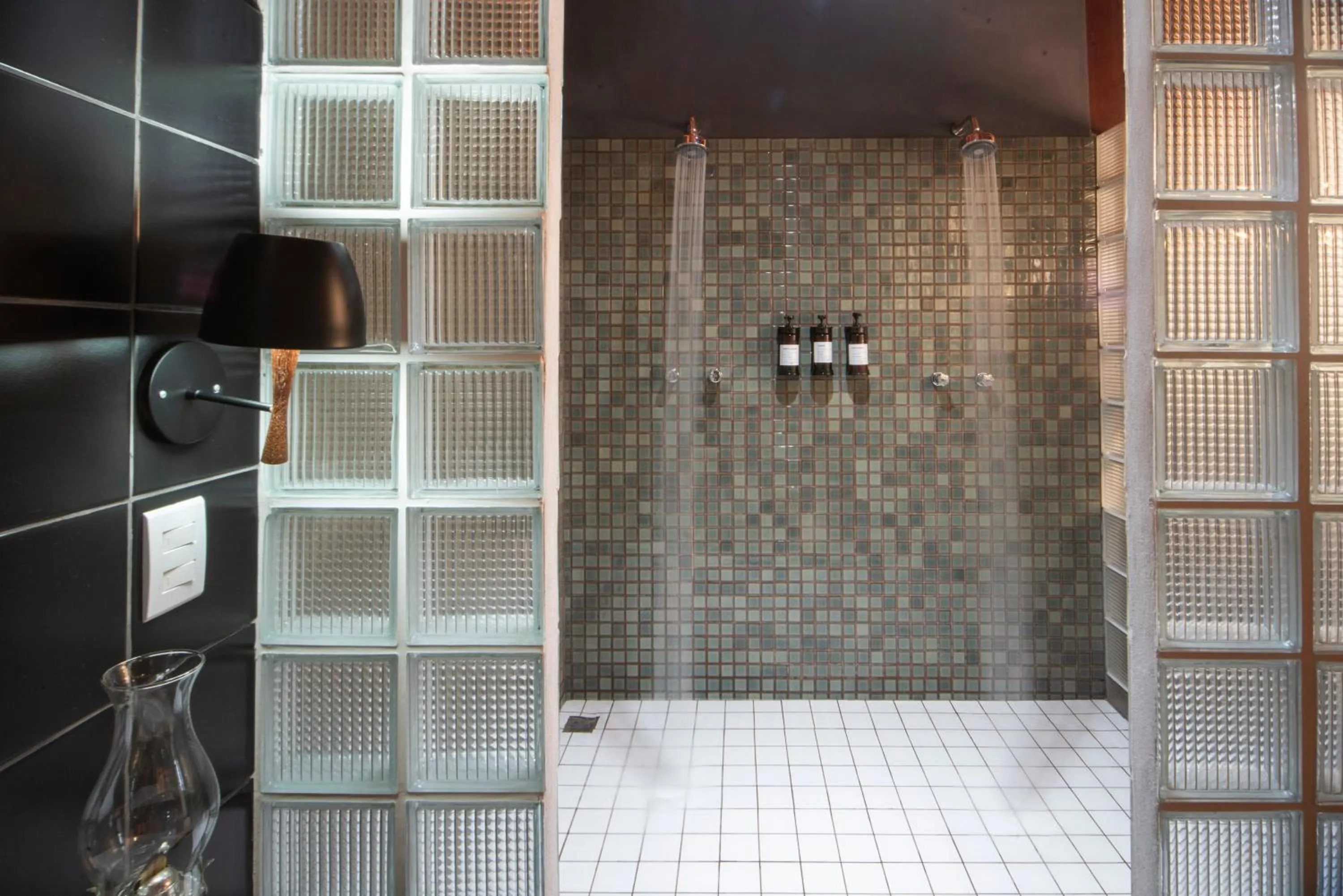 Shower in Pousada Terra Crua