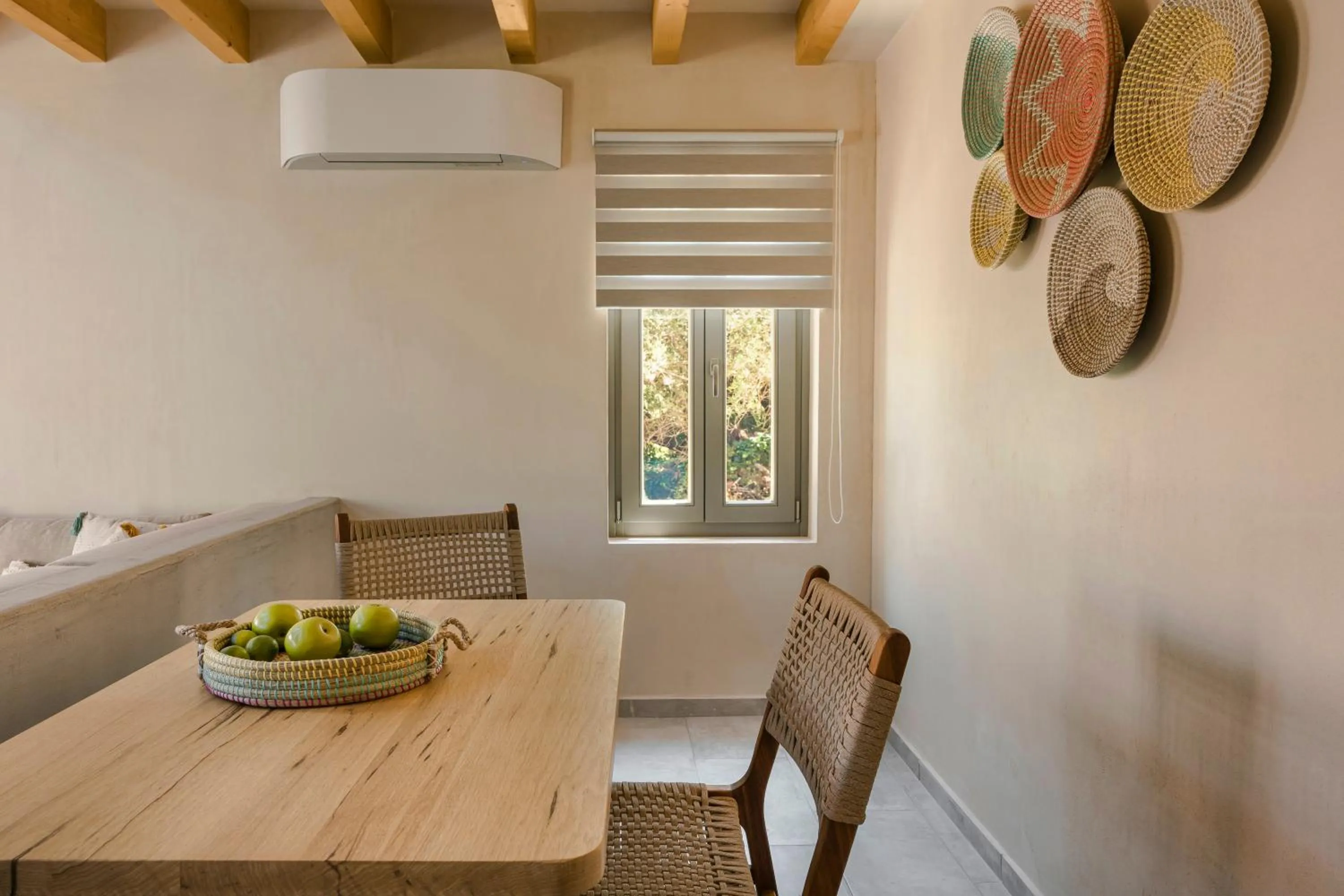 Dining area in Chromata Assos Villas Kefalonia