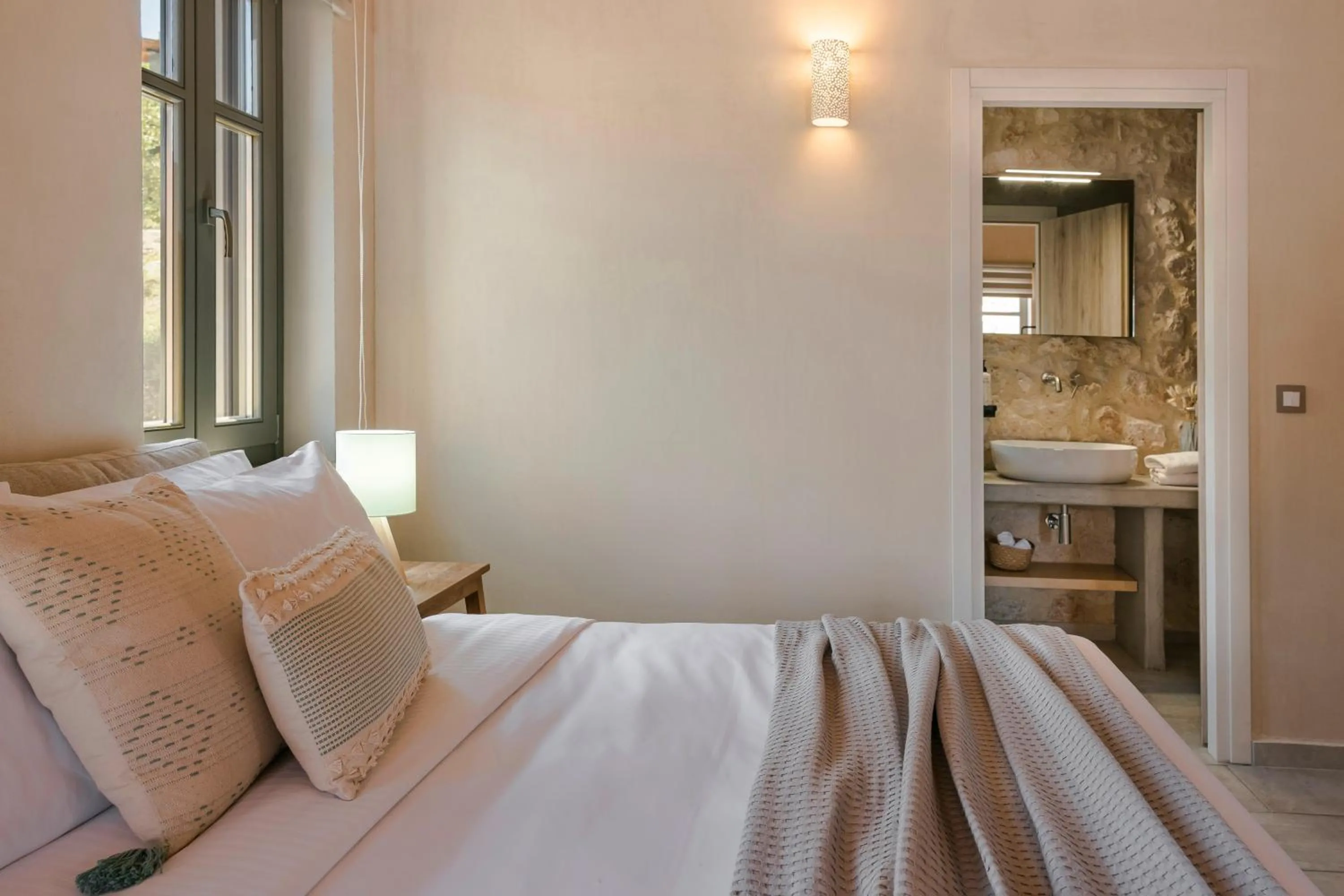 Bedroom, Bed in Chromata Assos Villas Kefalonia