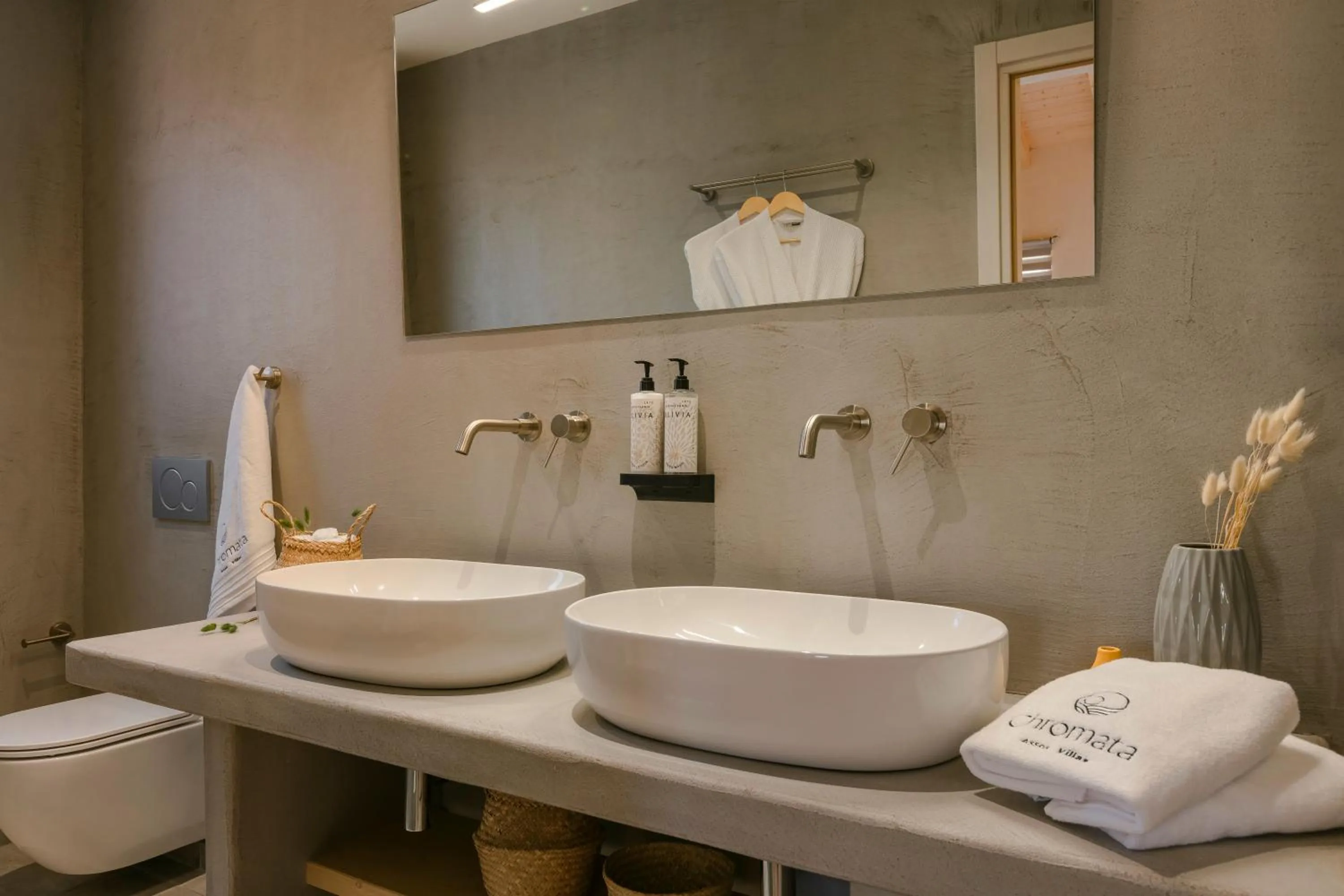 Bathroom in Chromata Assos Villas Kefalonia