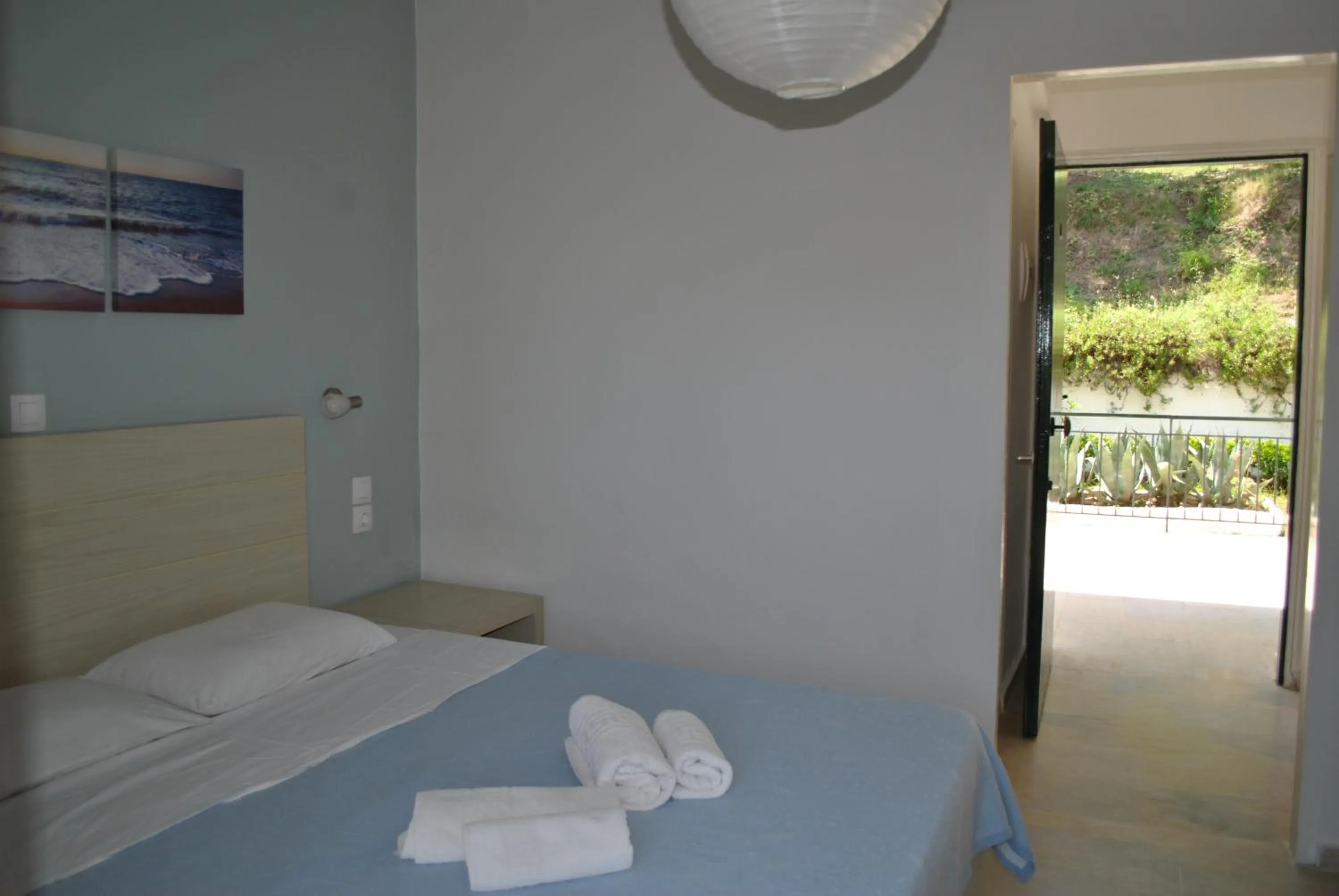 Garden view, Bed in Hotel Helios Splendid