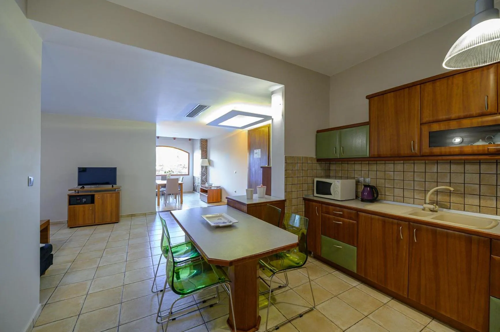 Kitchen or kitchenette in Hotel Europa Olympia