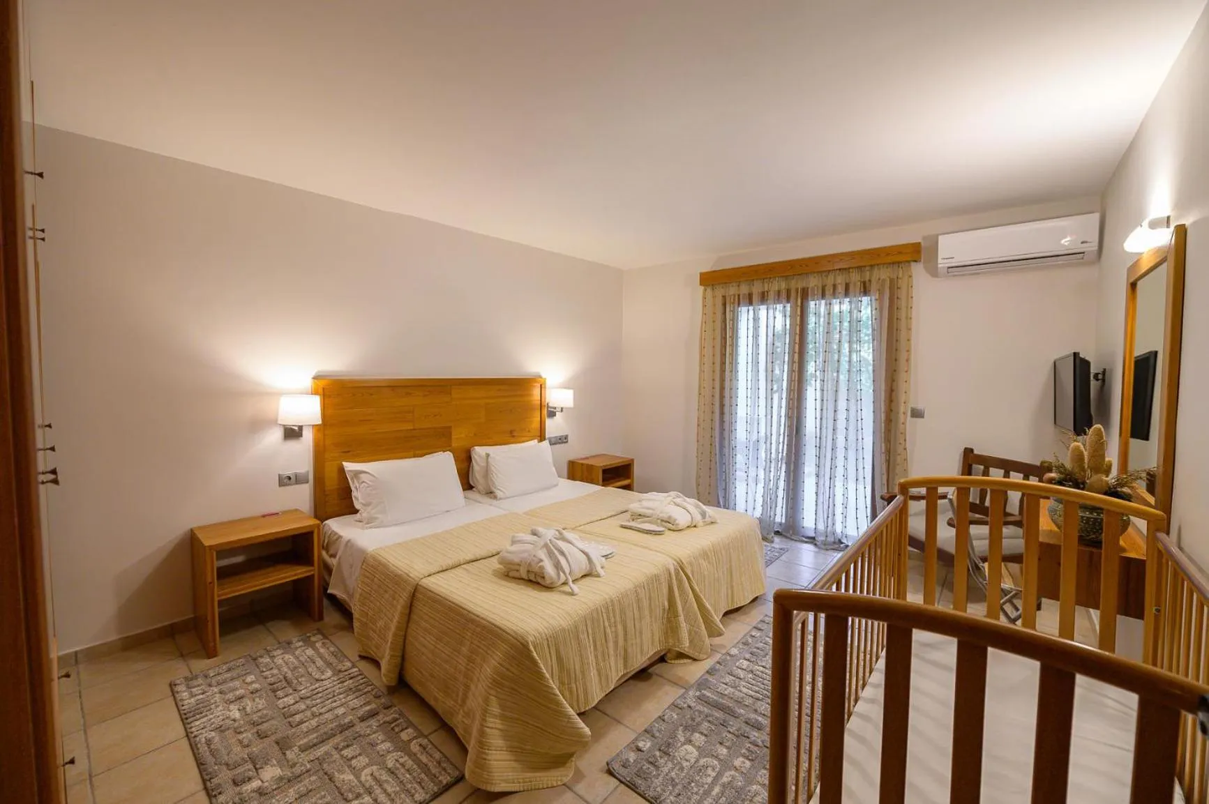 Bedroom, Bed in Hotel Europa Olympia