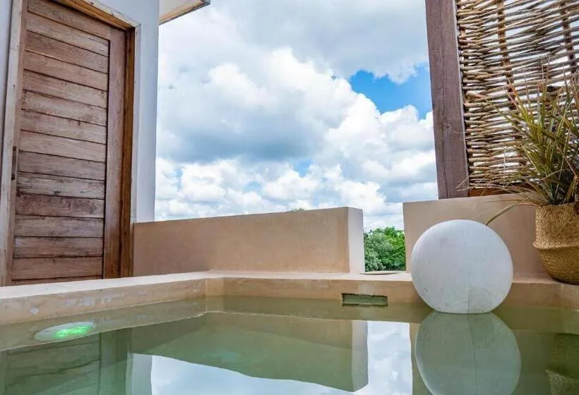 Patio in CervecerIa Tulum Boutique Hotel & Beer Spa