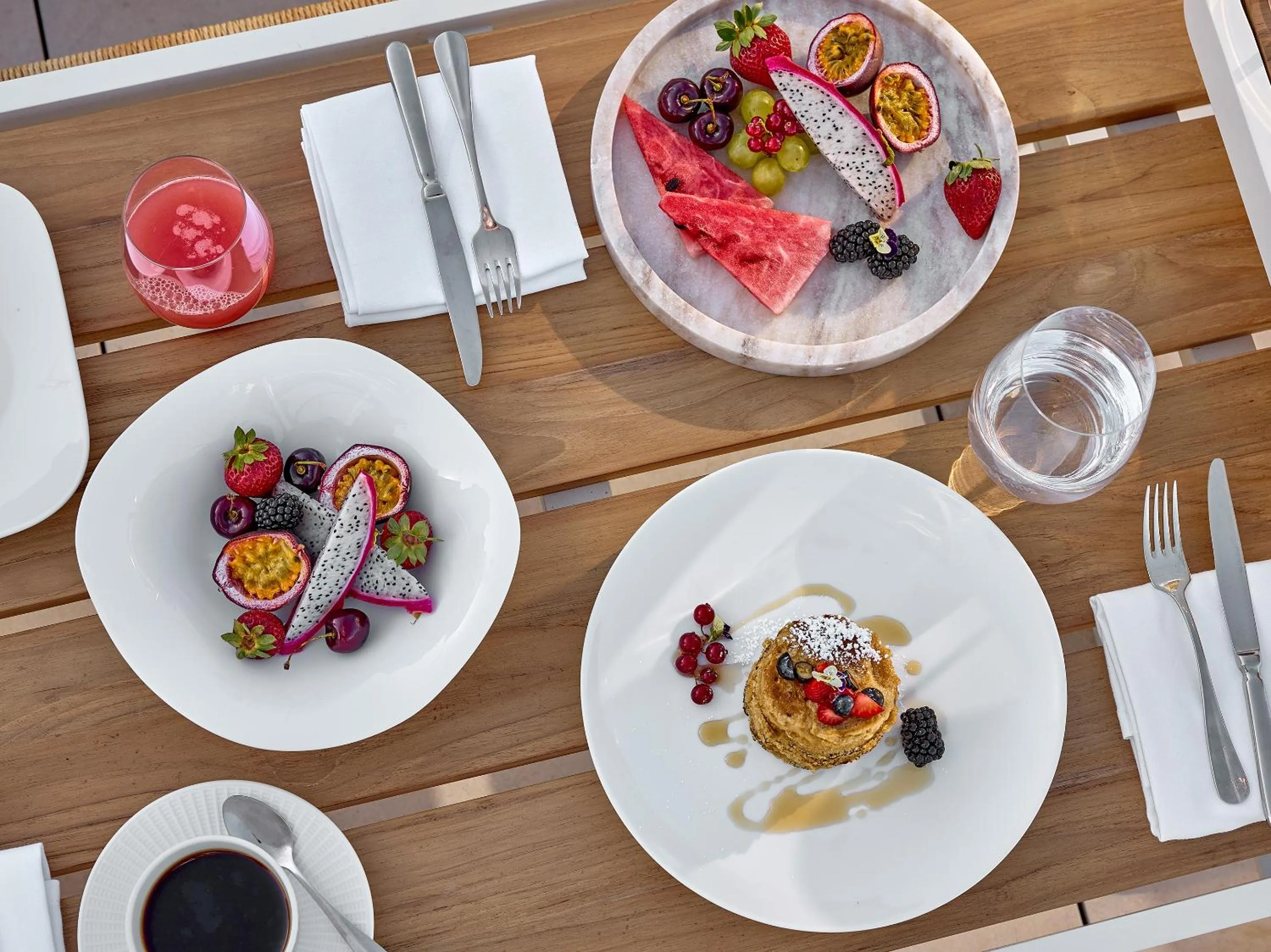 Food in Vouliagmeni Suites