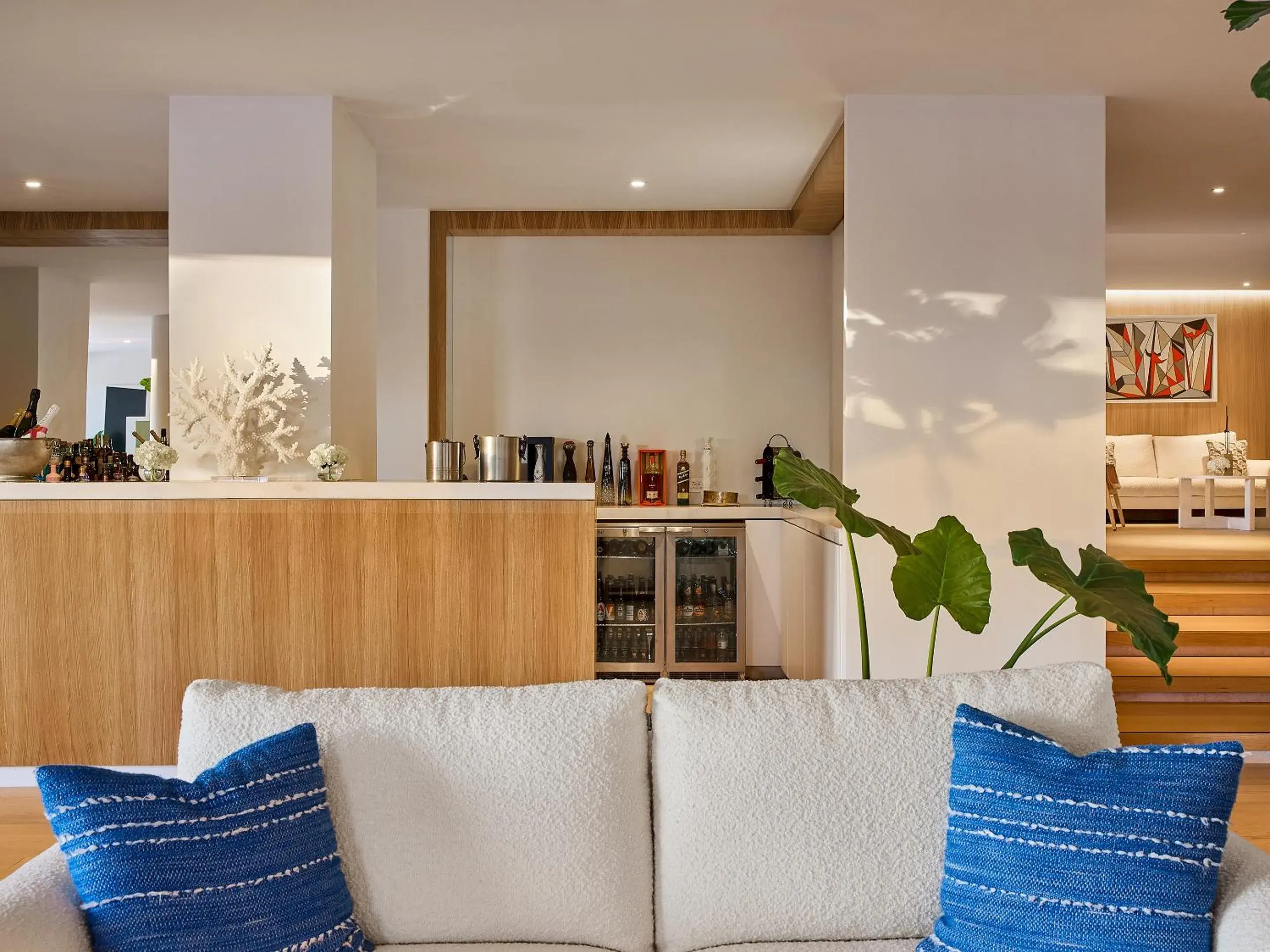 Food and drinks in Vouliagmeni Suites Food and drinks in Vouliagmeni Suites