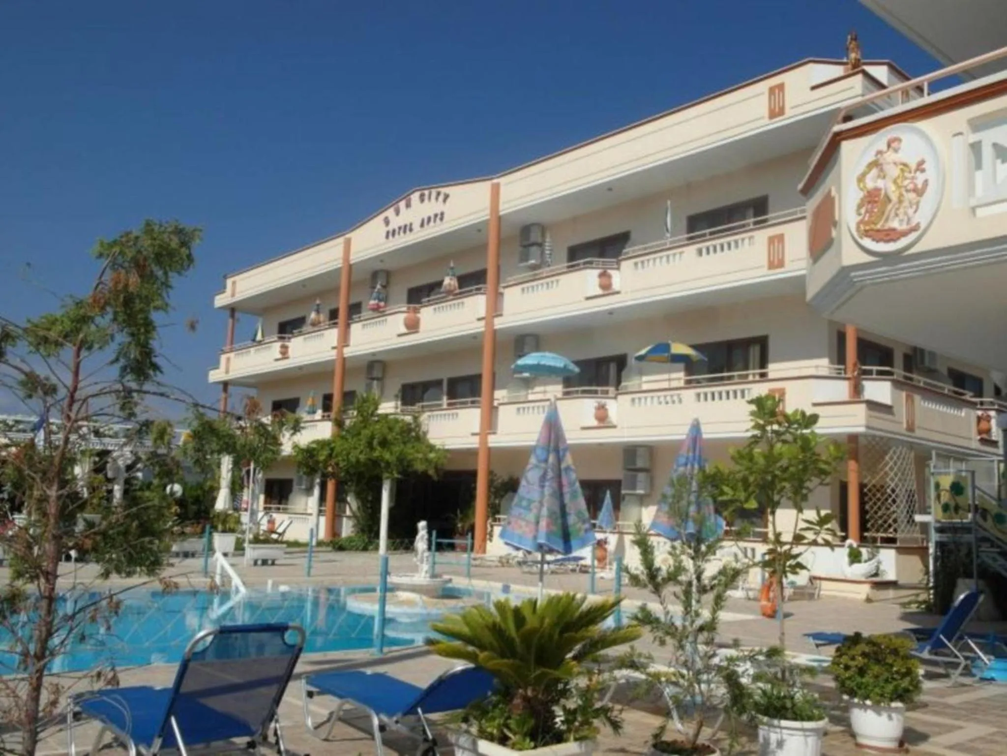 Facade/entrance in Sun City