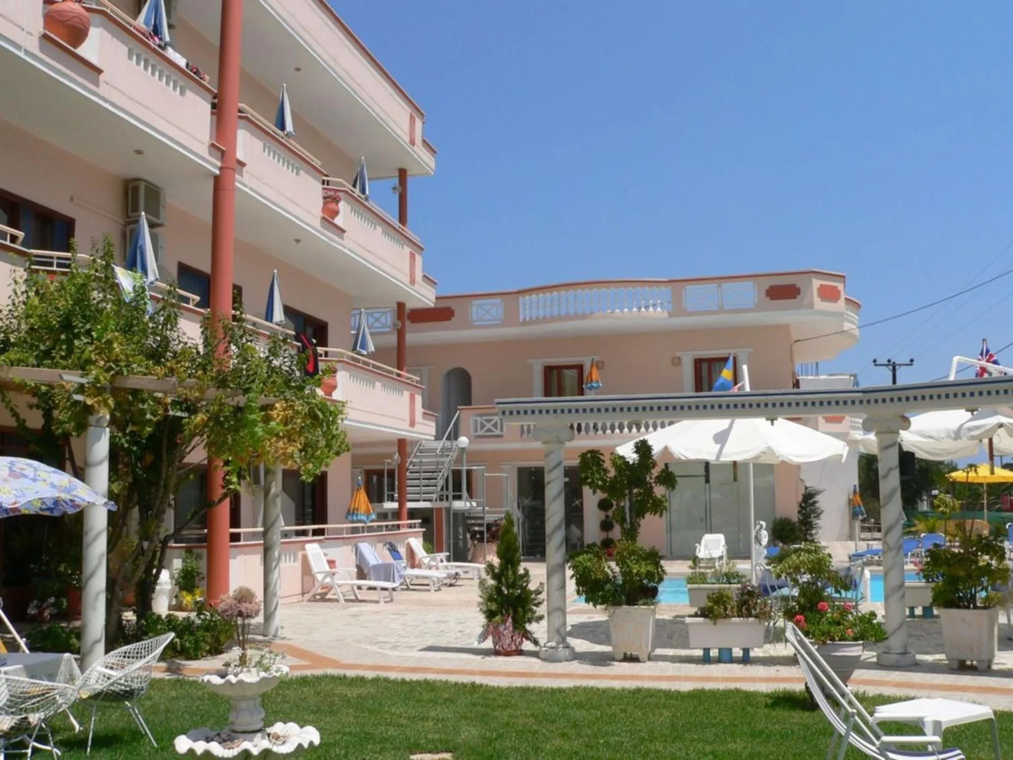 Facade/entrance in Sun City