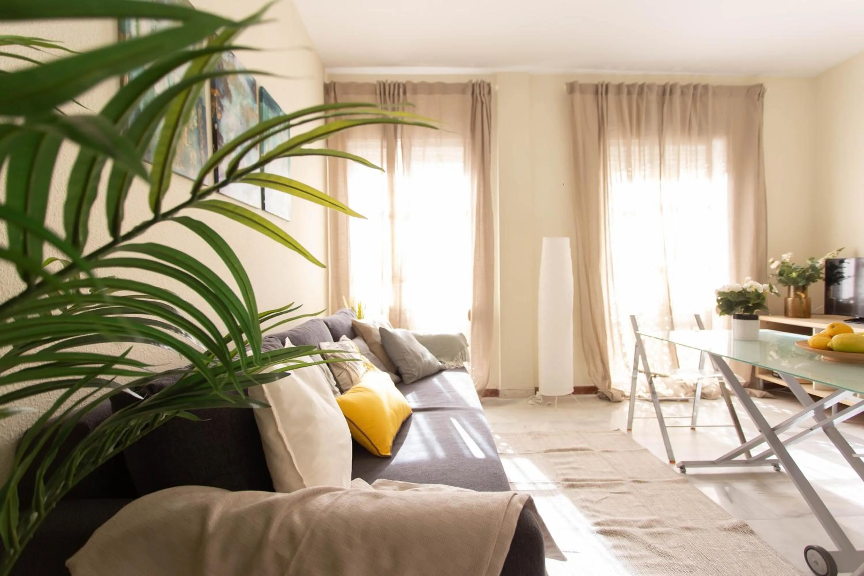 Living room in Cristo de Burgos 15