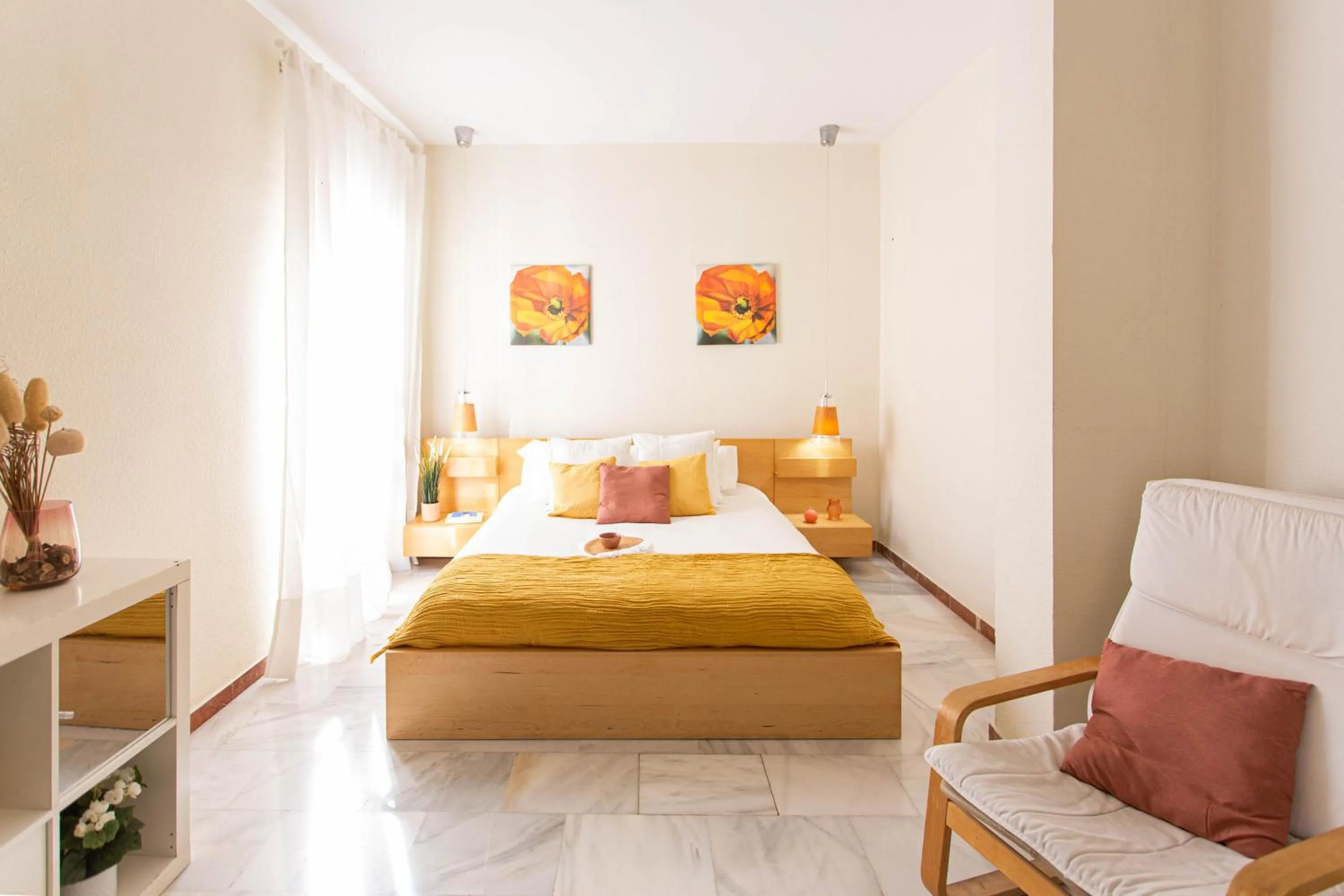 Bed in Cristo de Burgos 15