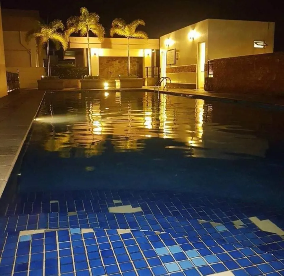 Morgan Suite BGC shortwalk1 Venice Mall free pool