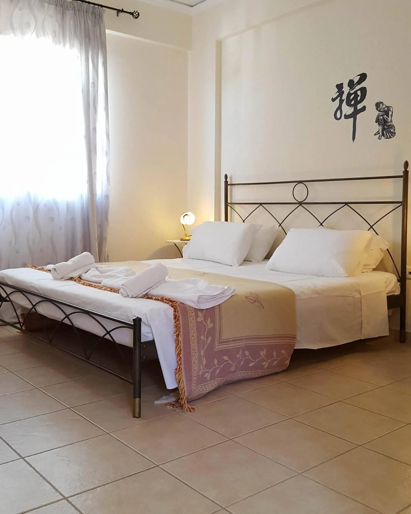 Bed in Amazones Village Suites