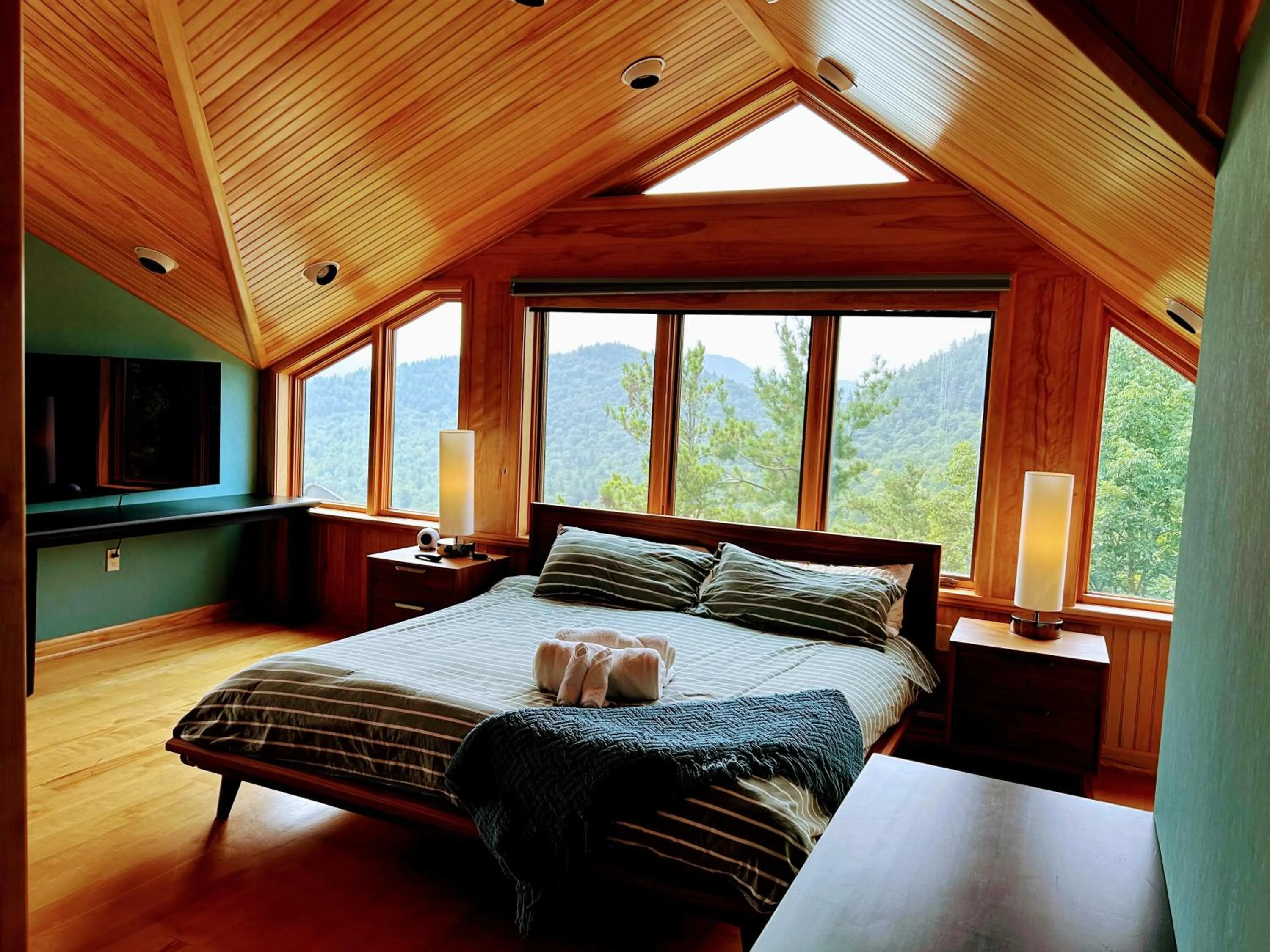 Bedroom, Bed in NewVida Preserve
