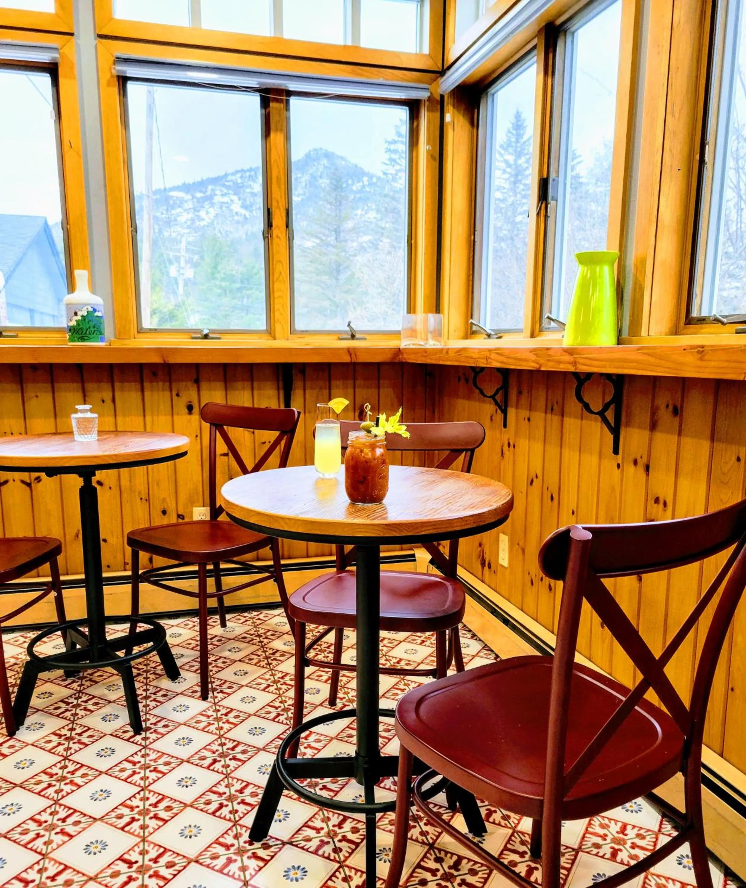 Food in NewVida Preserve