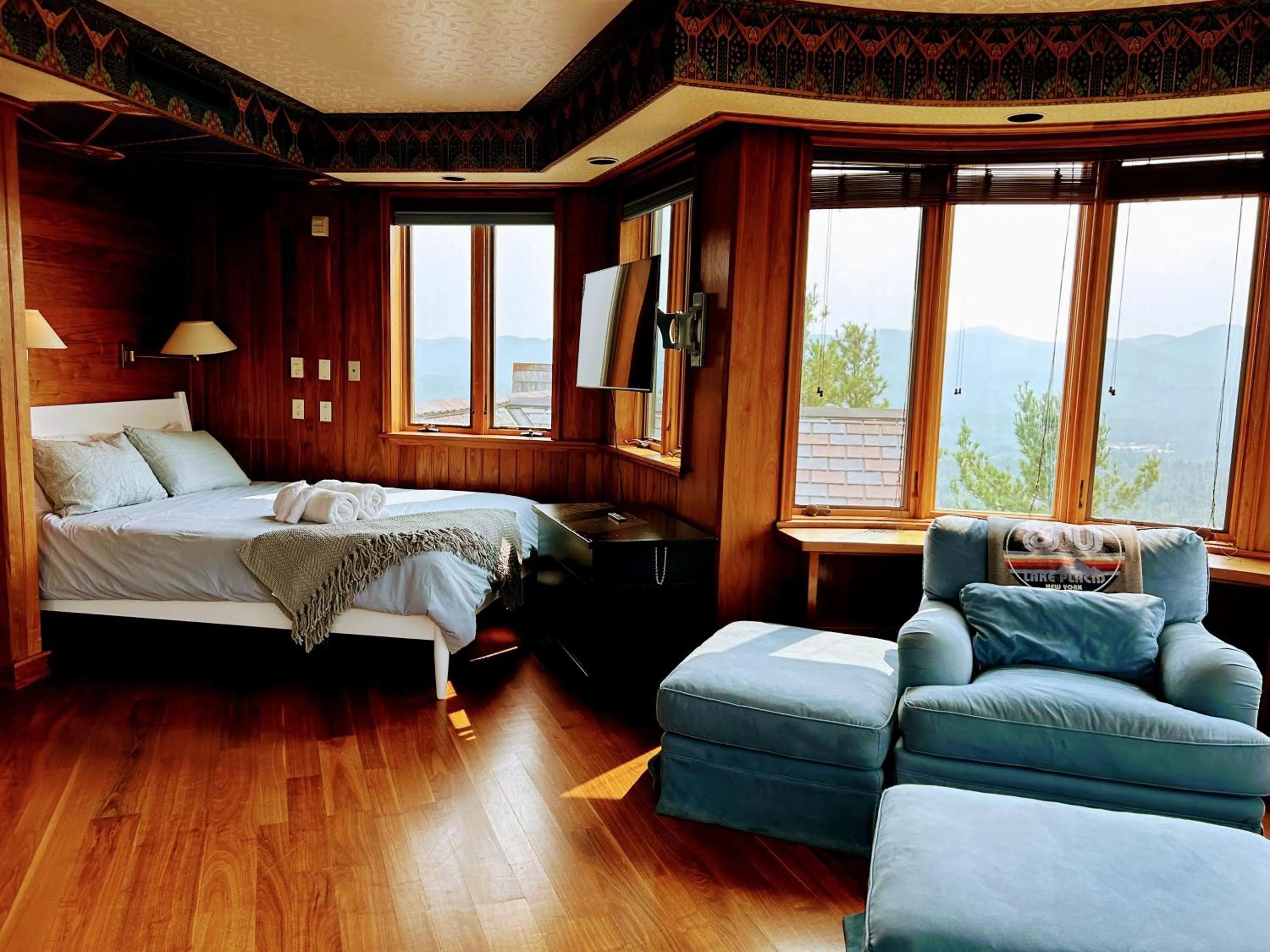 Bedroom, Bed in NewVida Preserve