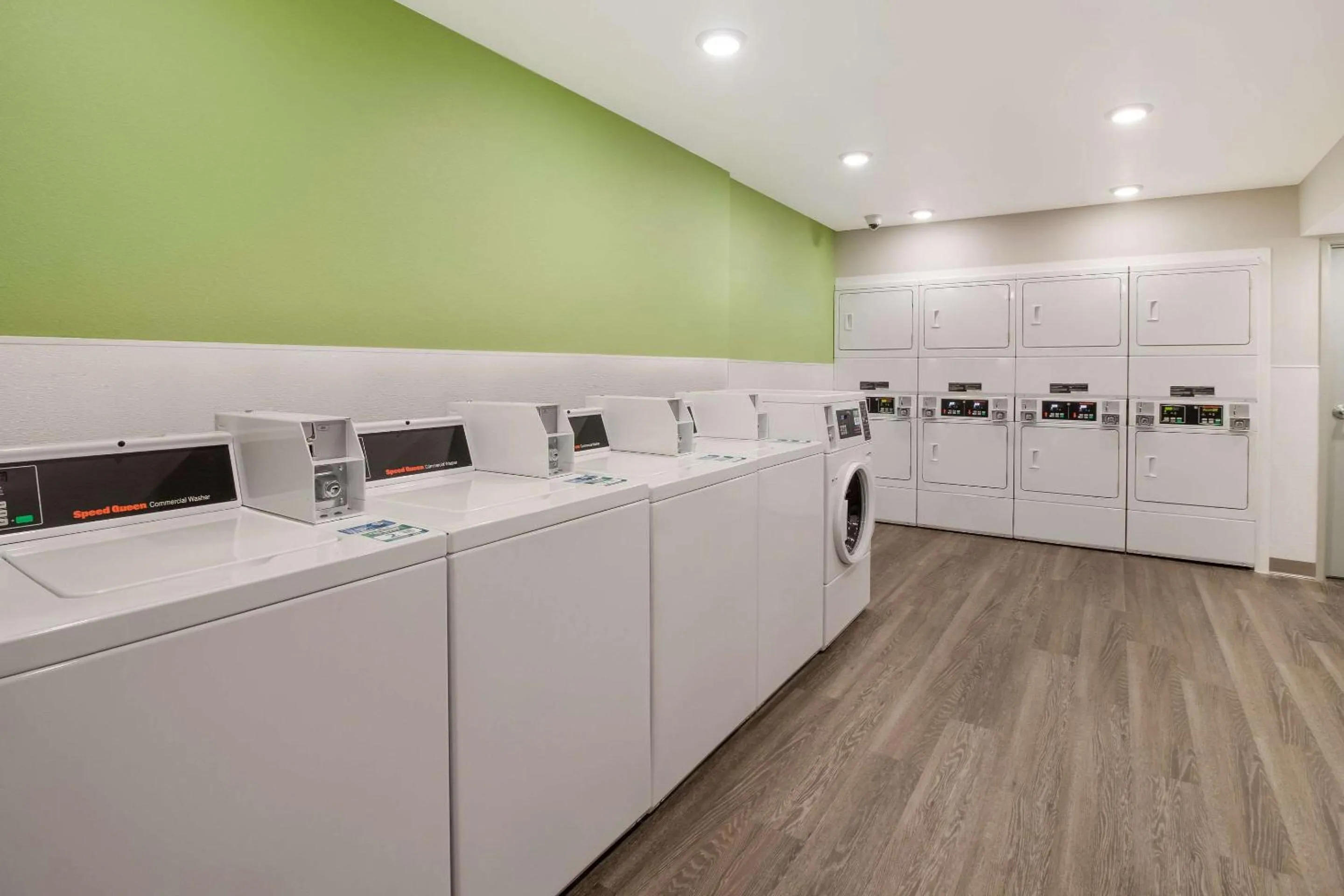 laundry in WoodSpring Suites Hermitage - Nashville Airport