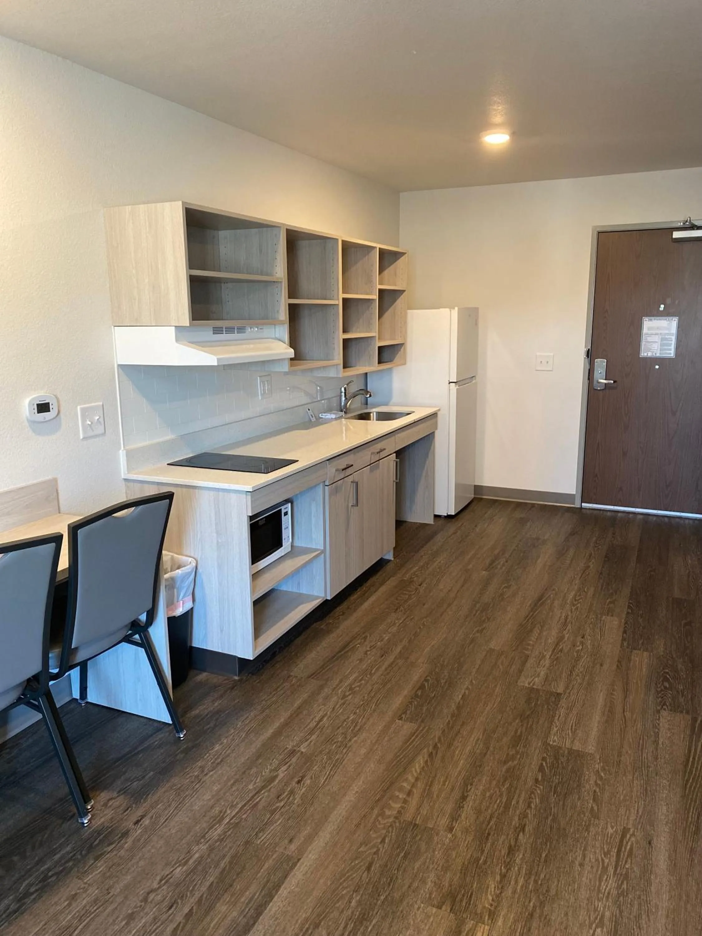 Kitchen or kitchenette in WoodSpring Suites Hermitage - Nashville Airport