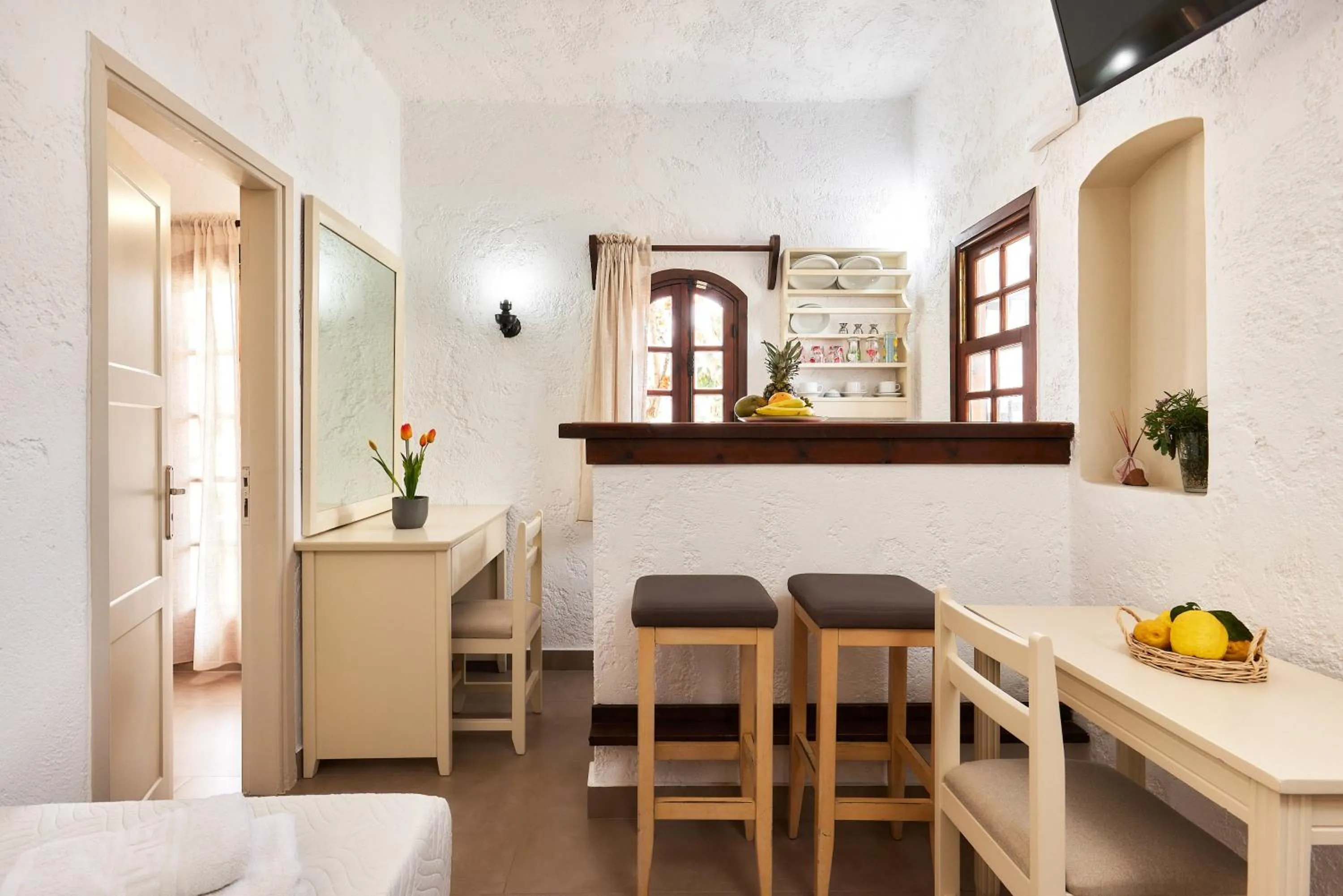 Living room, Bed in Mila Malia Studios Hotel