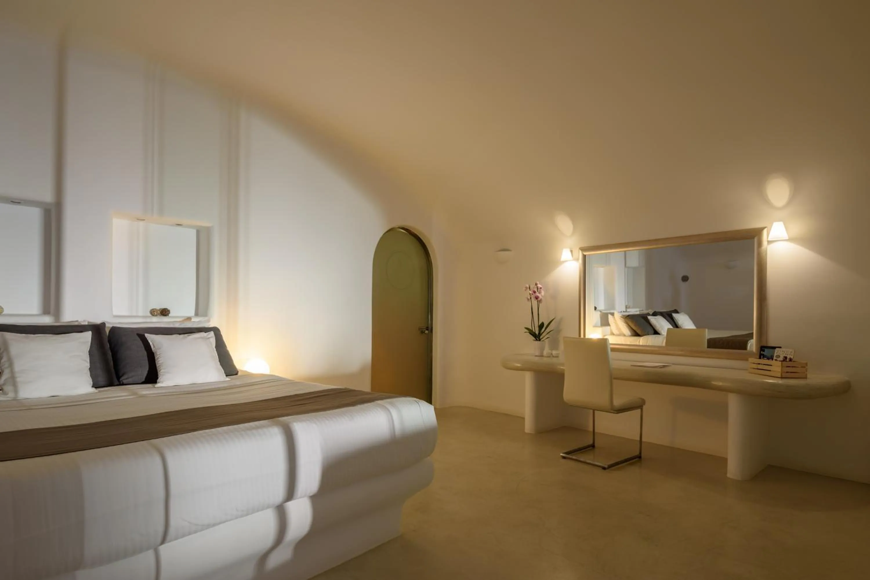 Bed in Pegasus Suites & Spa