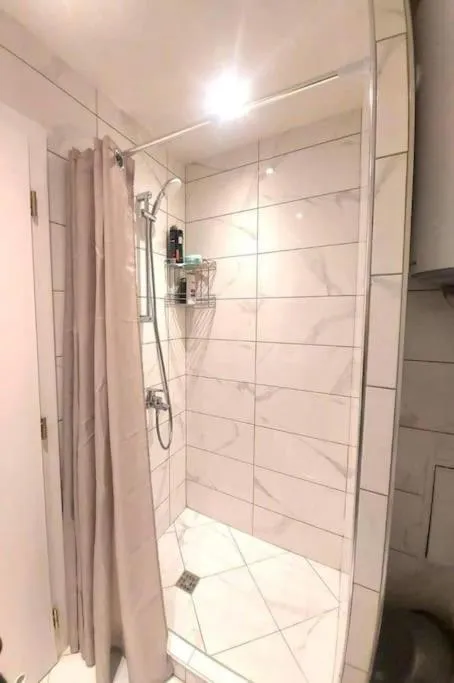 Bathroom in Апартамент в Green Life Beach Resort Sozopol