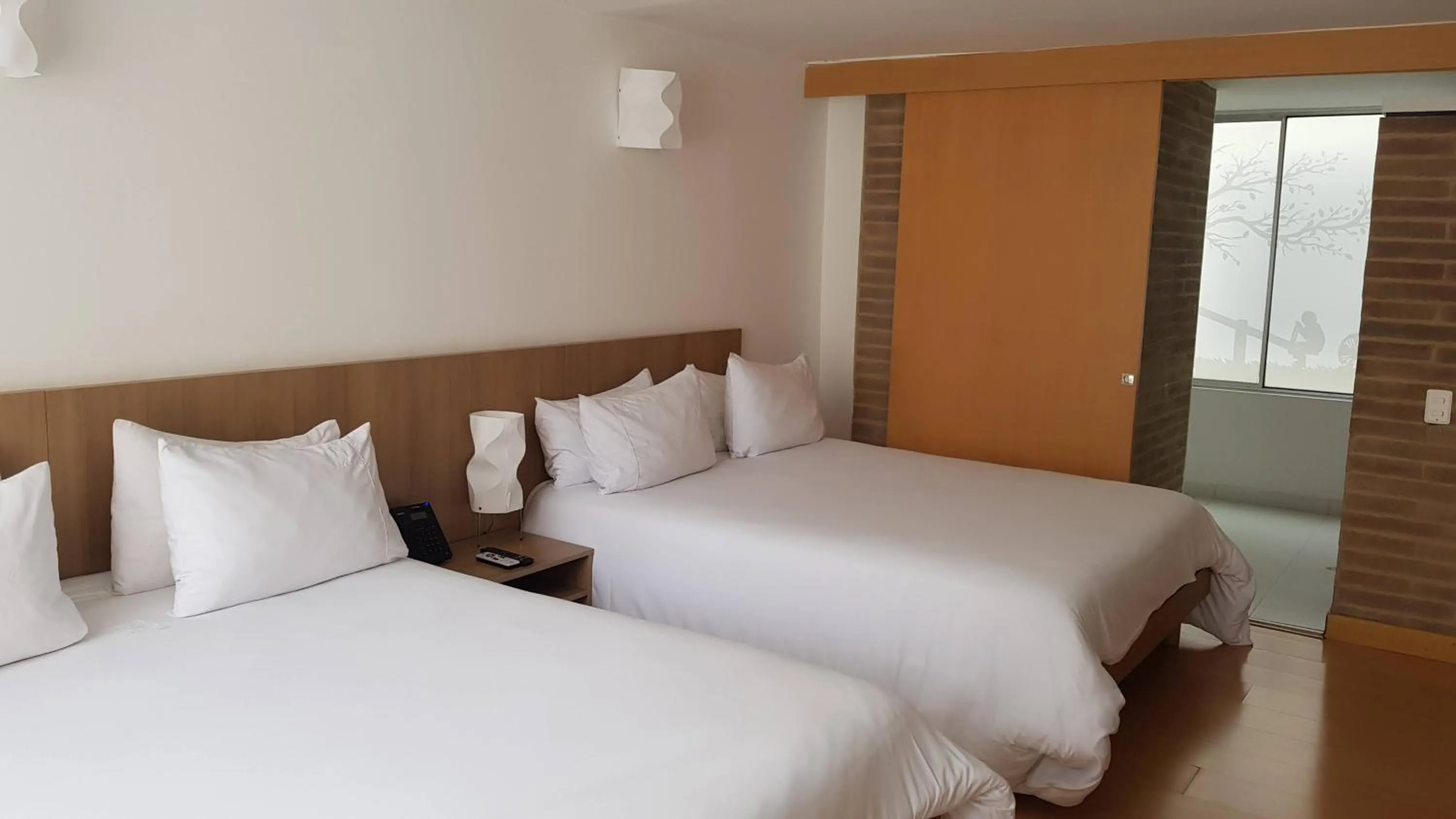 Double Room with Two Double Beds in Viaggio Virrey