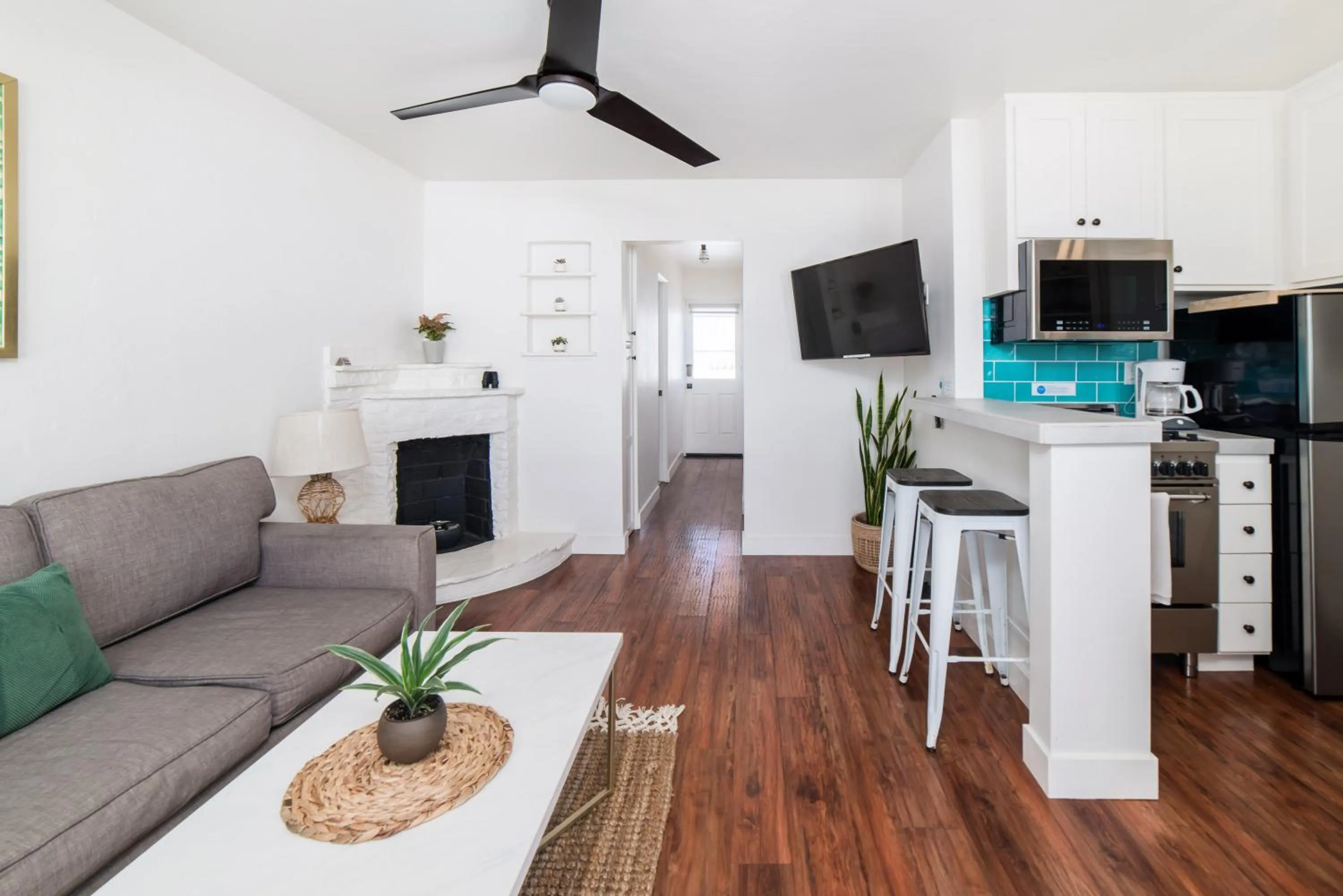 Living room in Pacific Villas
