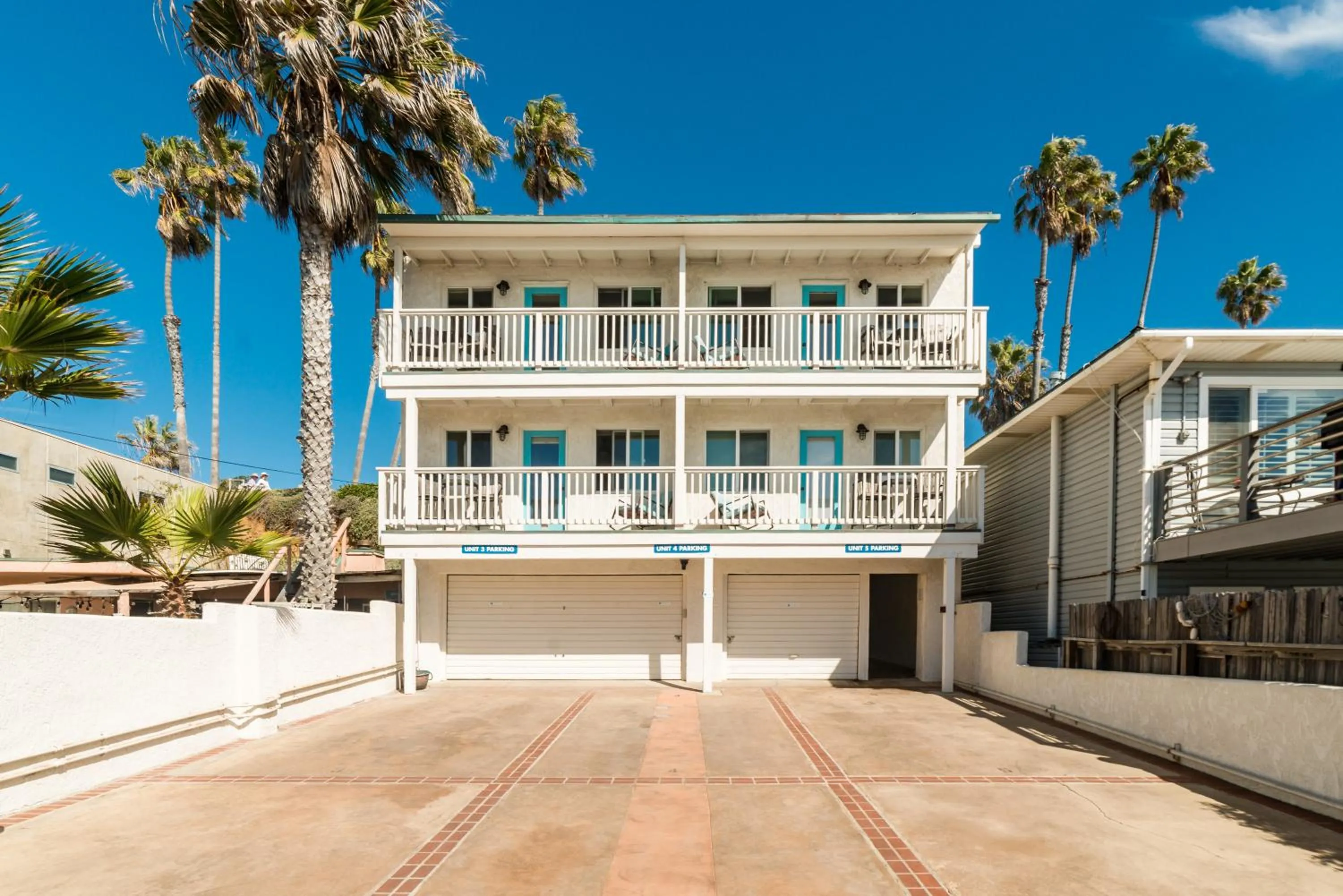 Property building in Pacific Villas