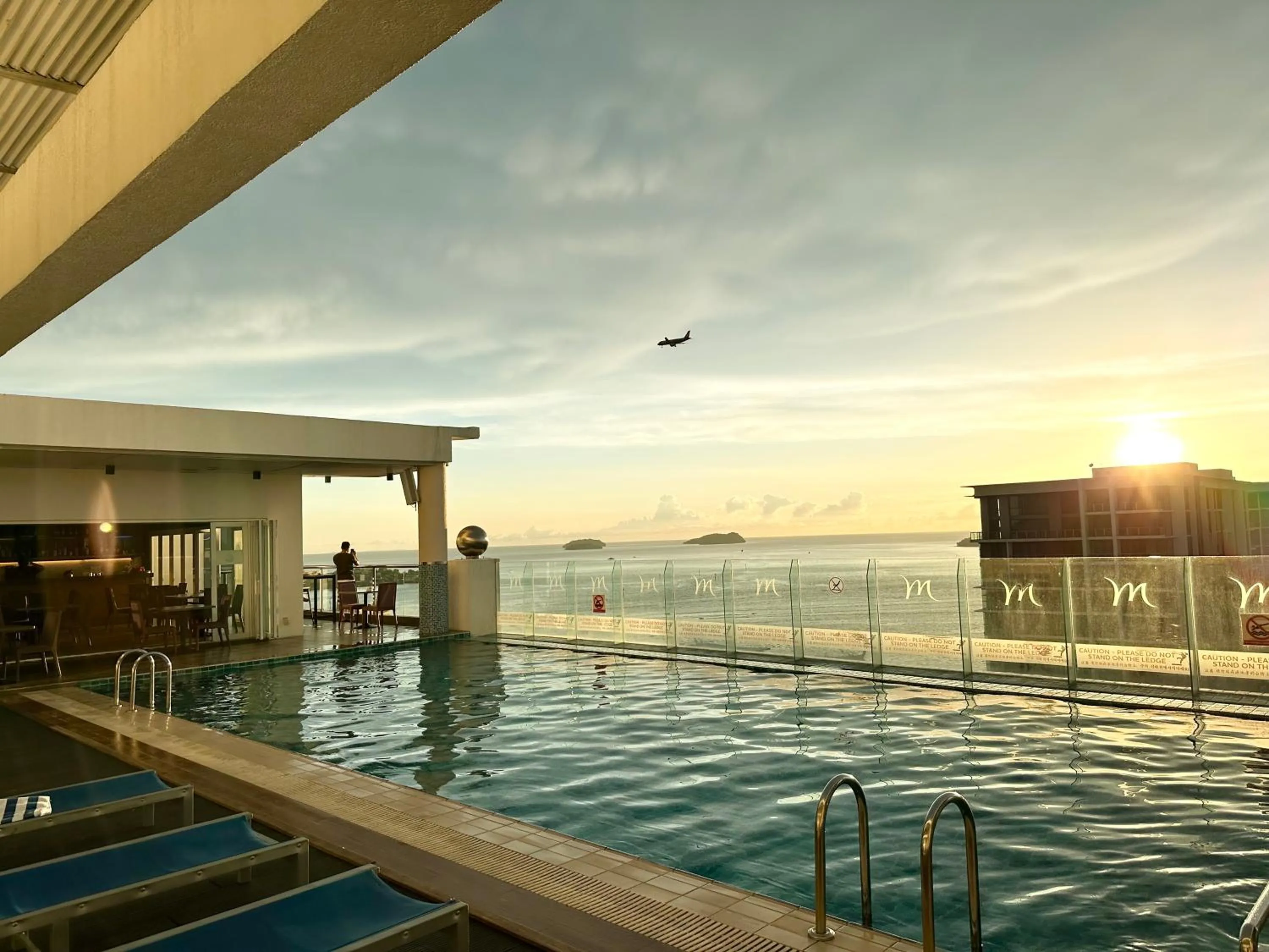 Day in M Centro City Centre @ Gaya Street by Sunset Seaview Vacation Condos