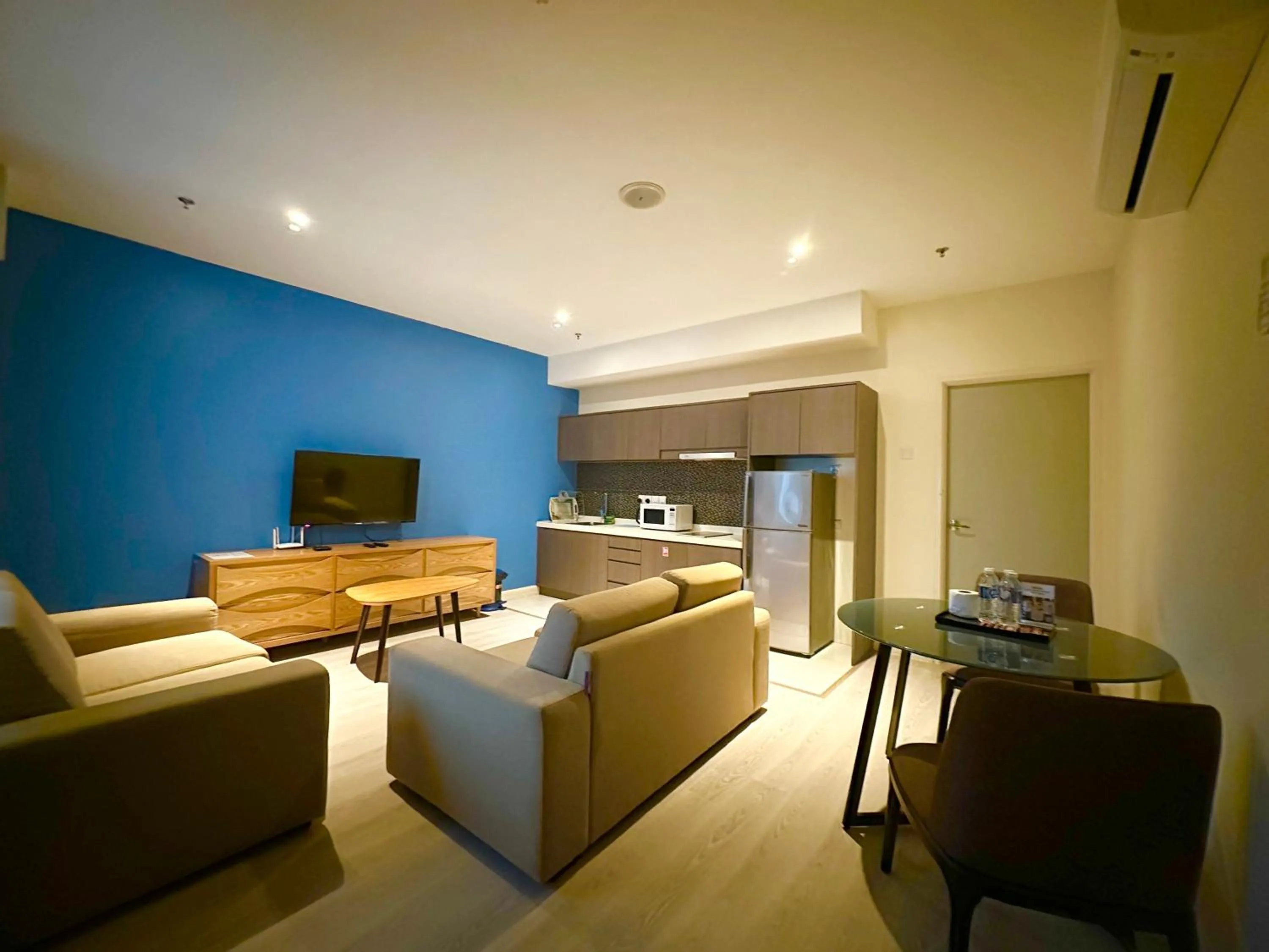 TV and multimedia in M Centro City Centre @ Gaya Street by Sunset Seaview Vacation Condos