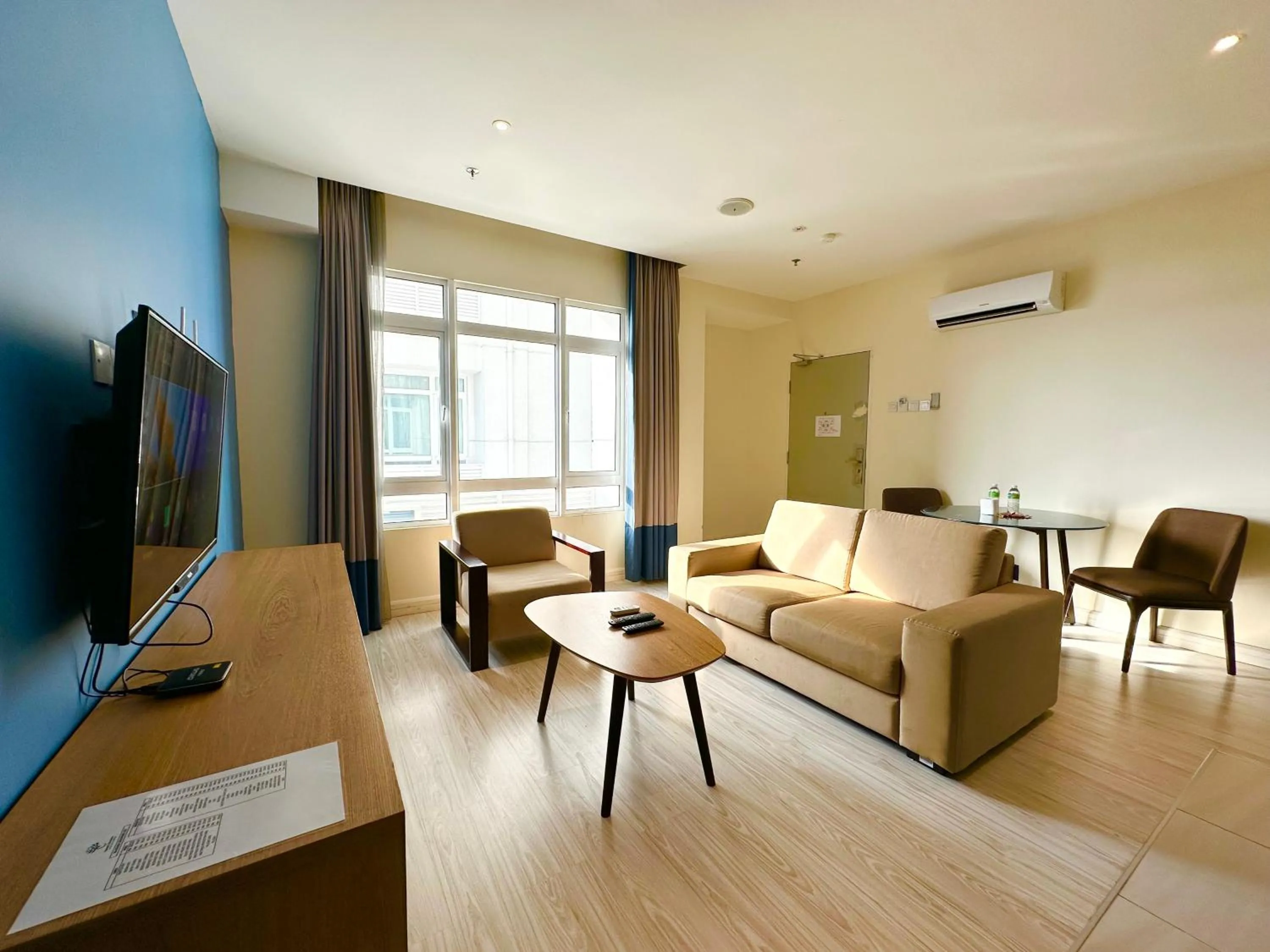 TV and multimedia in M Centro City Centre @ Gaya Street by Sunset Seaview Vacation Condos