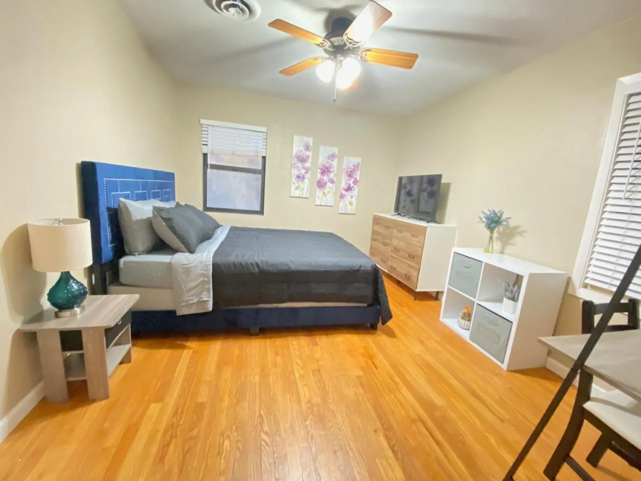 WHOLE Family - Edison