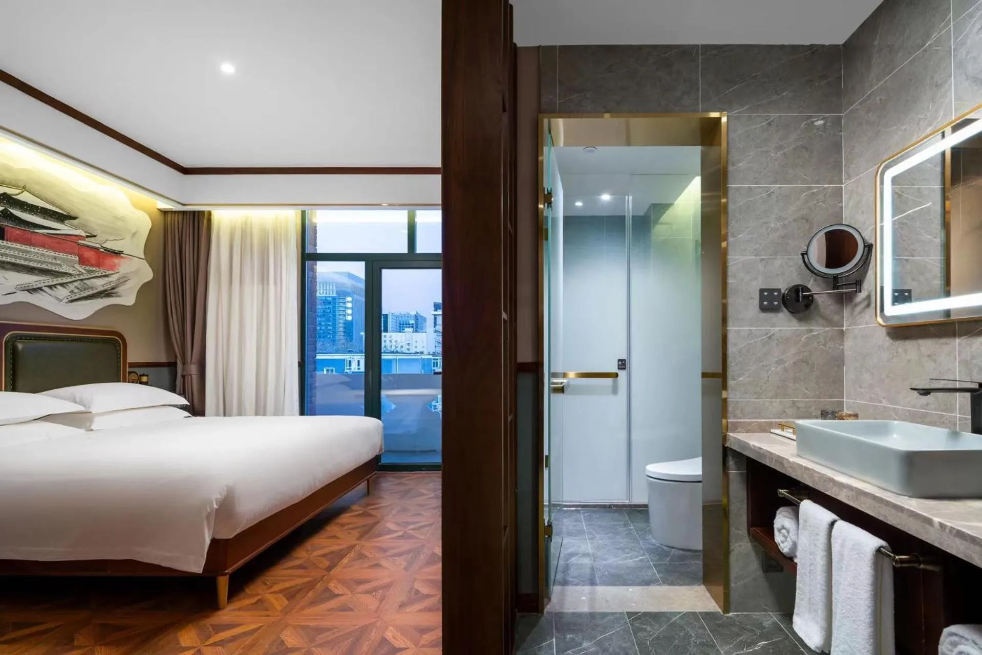 Photo of the whole room, Bed in Nostalgia S Hotel Beijing Xidan Financial Street Store