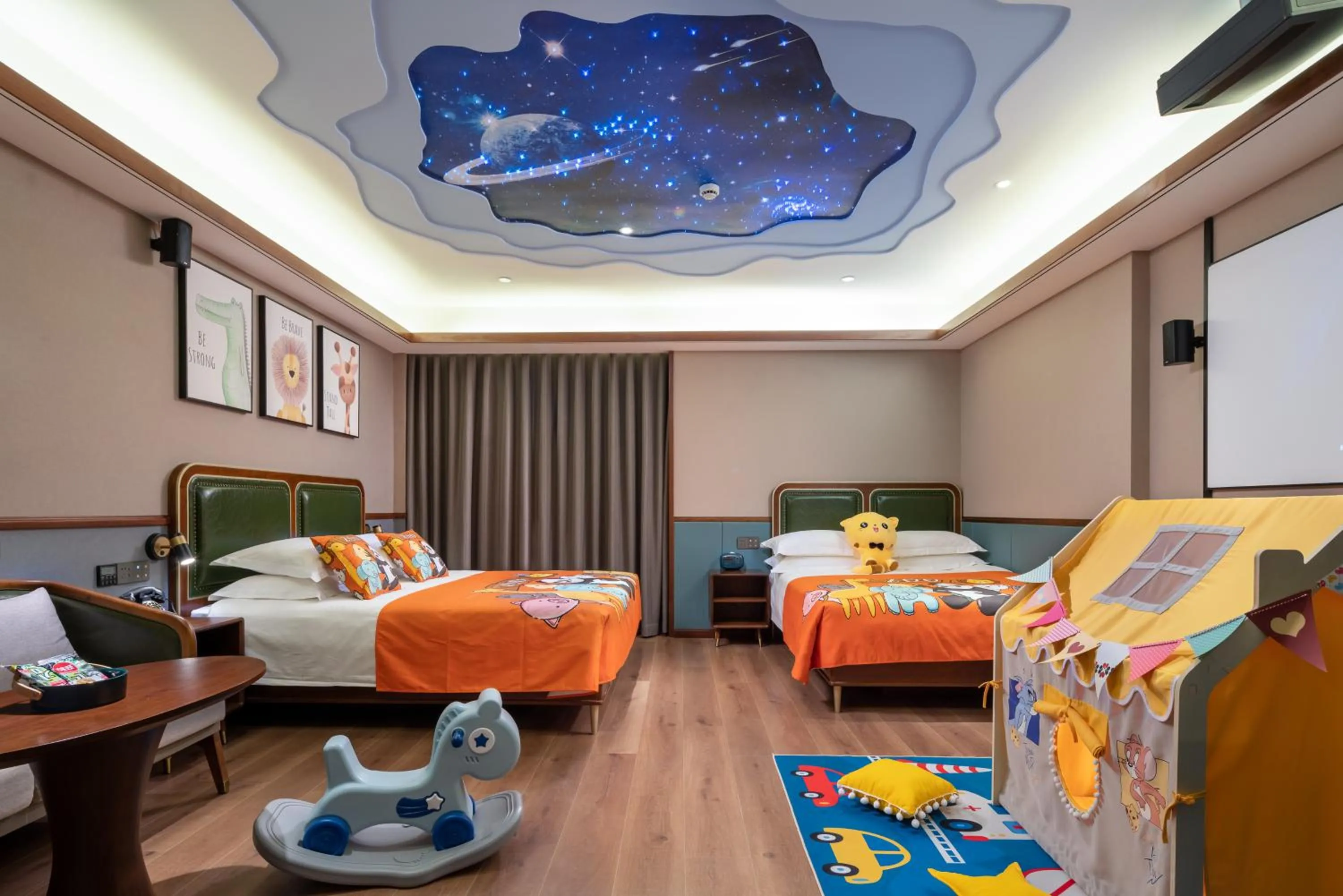 Bedroom, Bed in Nostalgia S Hotel Beijing Xidan Financial Street Store