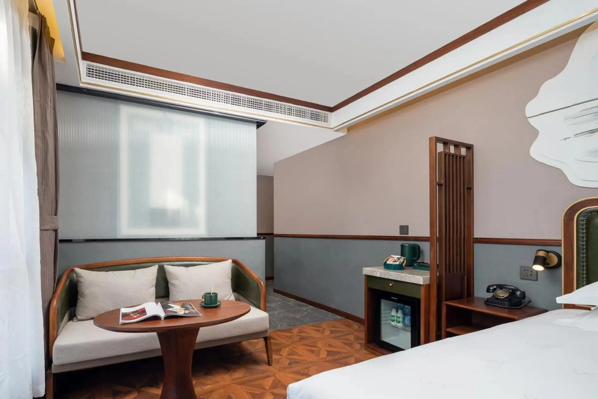 Seating area, Bed in Nostalgia S Hotel Beijing Xidan Financial Street Store